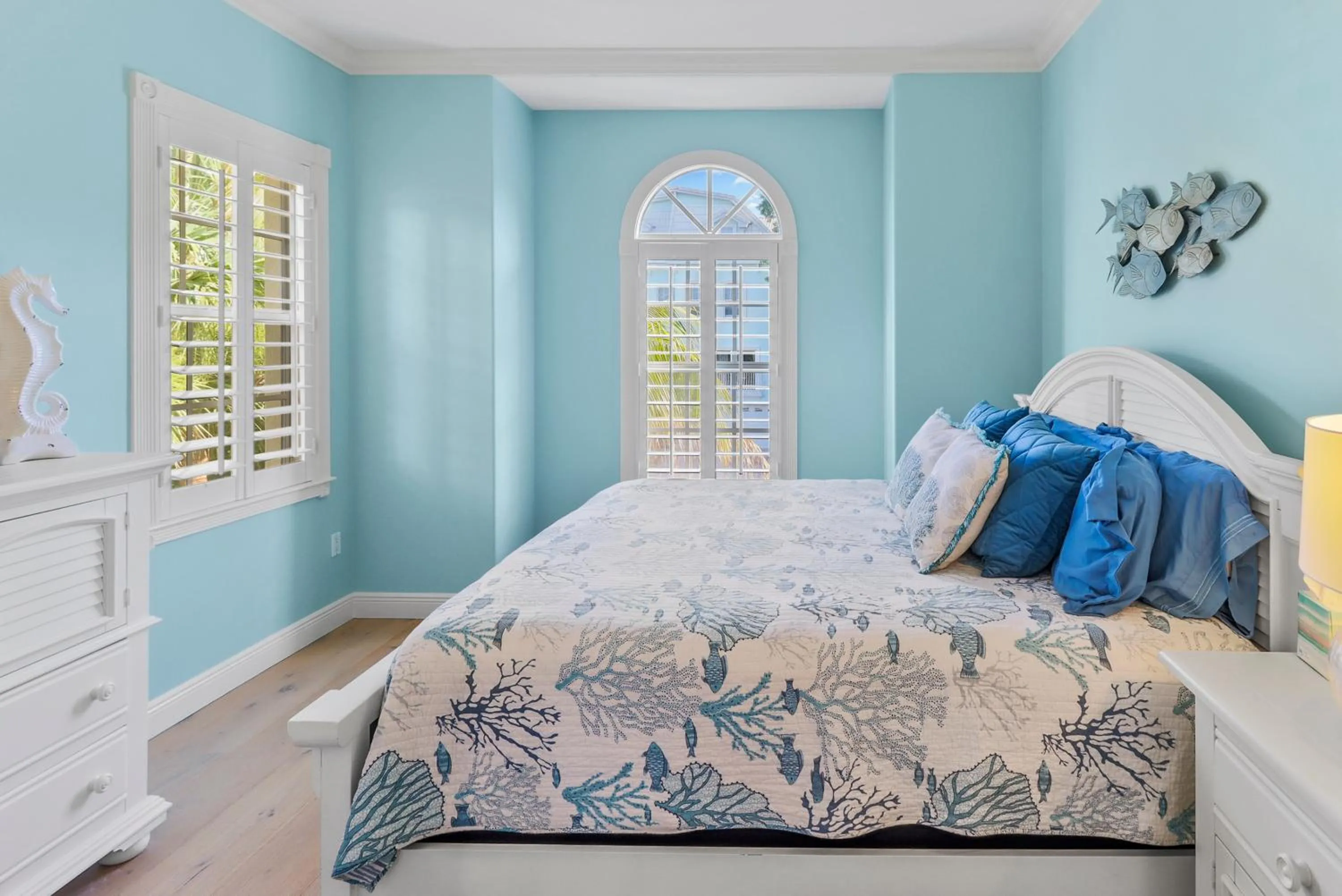 Bedroom, Bed in Siesta Key Island Rentals