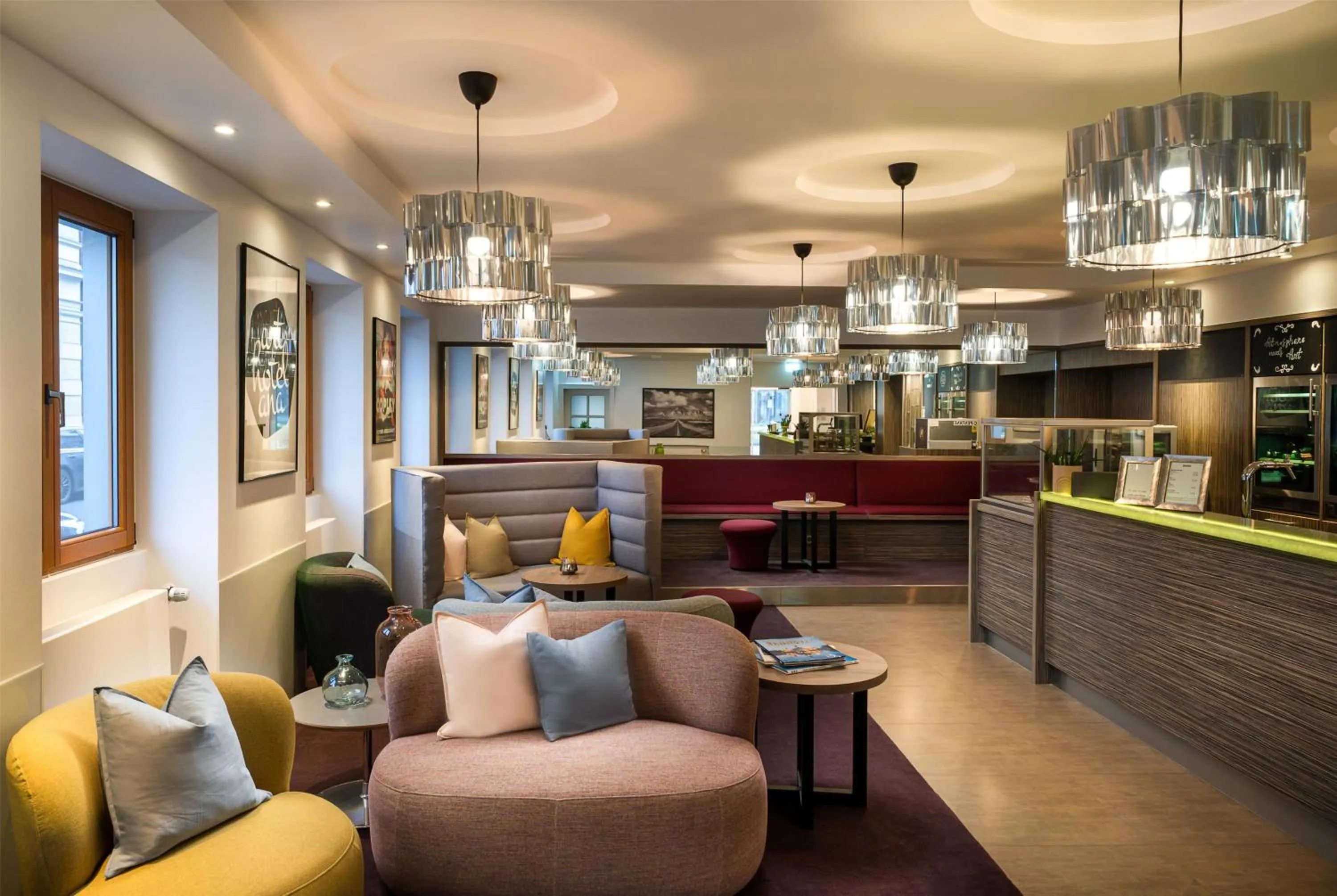 Lounge or bar in elaya hotel hannover city, Trademark by Wyndham