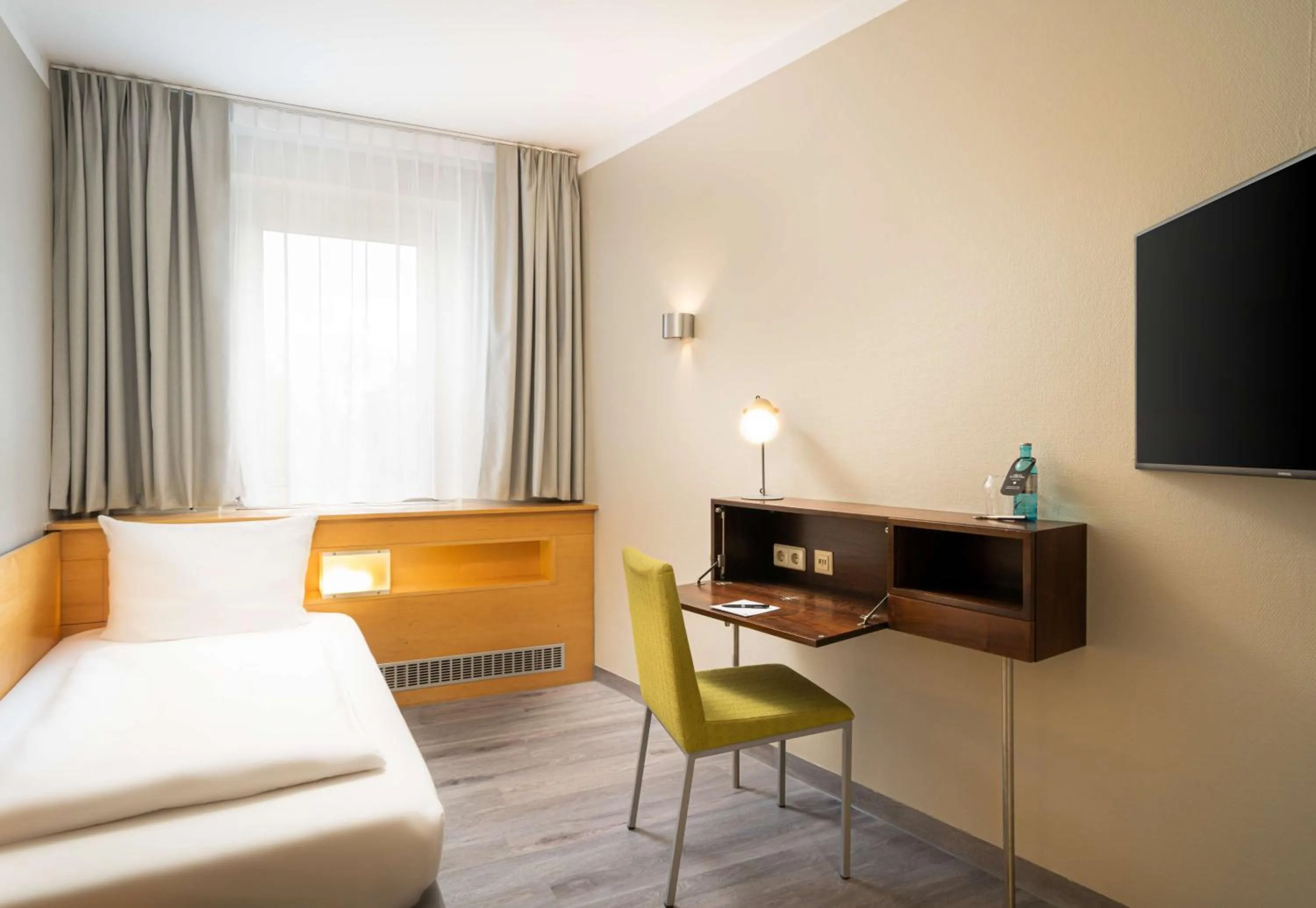Other, Bed in elaya hotel hannover city