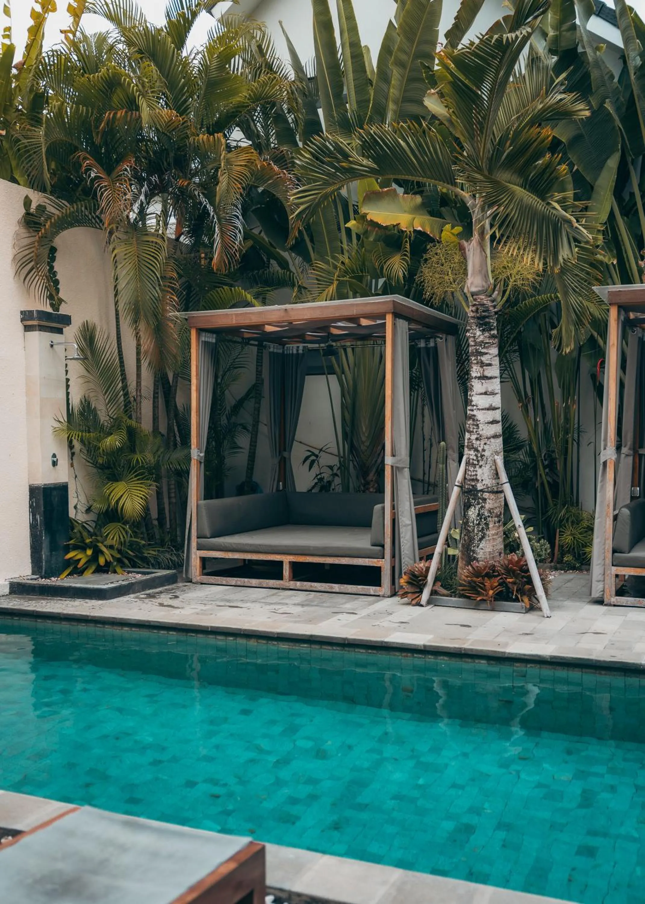 Swimming pool in The Kamare