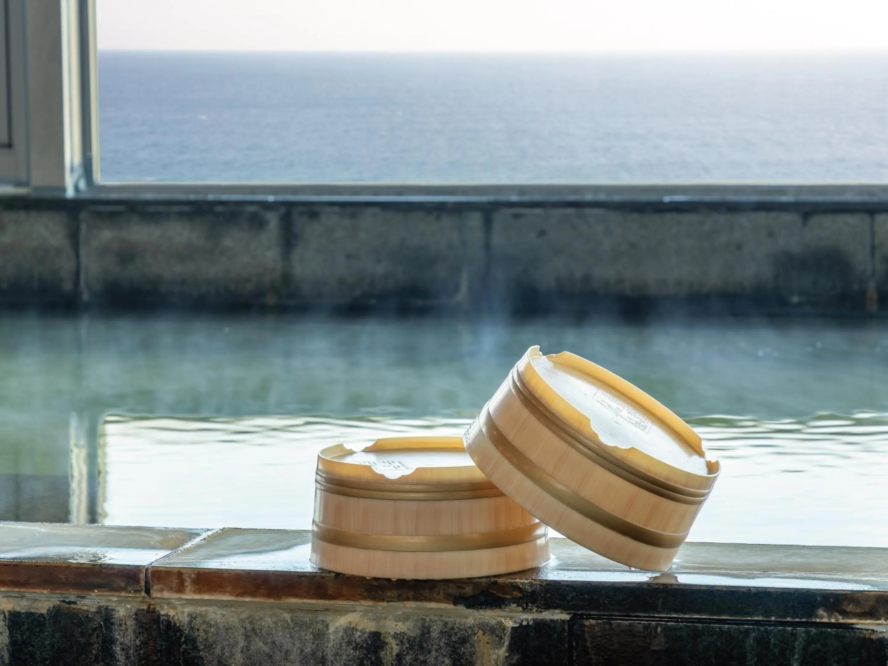 Hot Spring Bath in Atagawa Onsen Blue Ocean