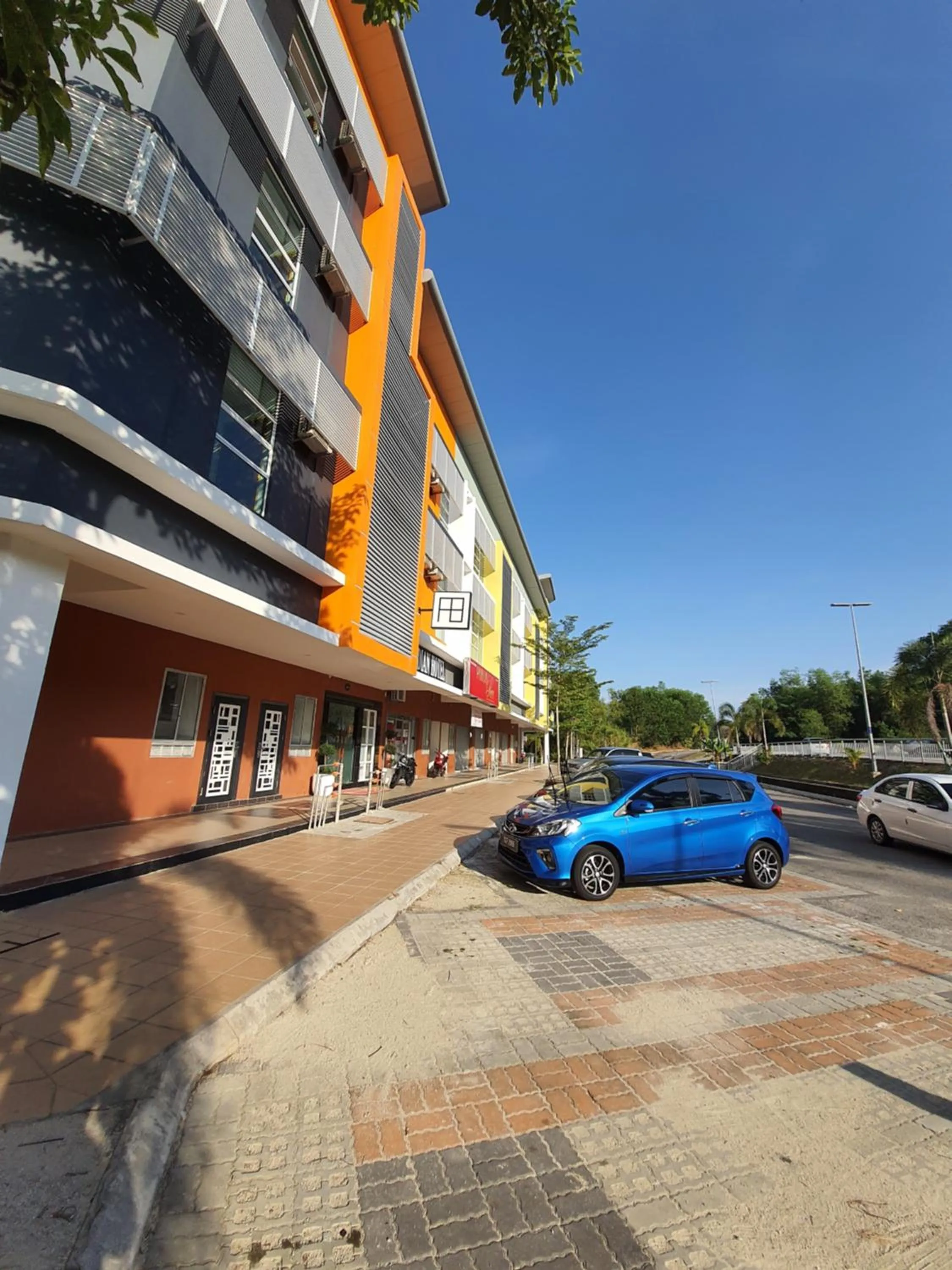 Property building in PARADIAN HOTEL