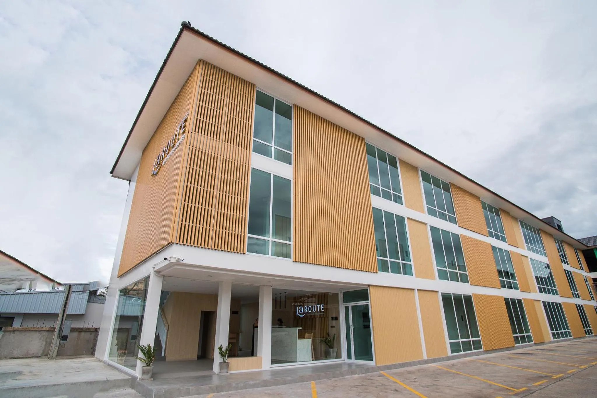 Property building in La Route Residence Pattaya