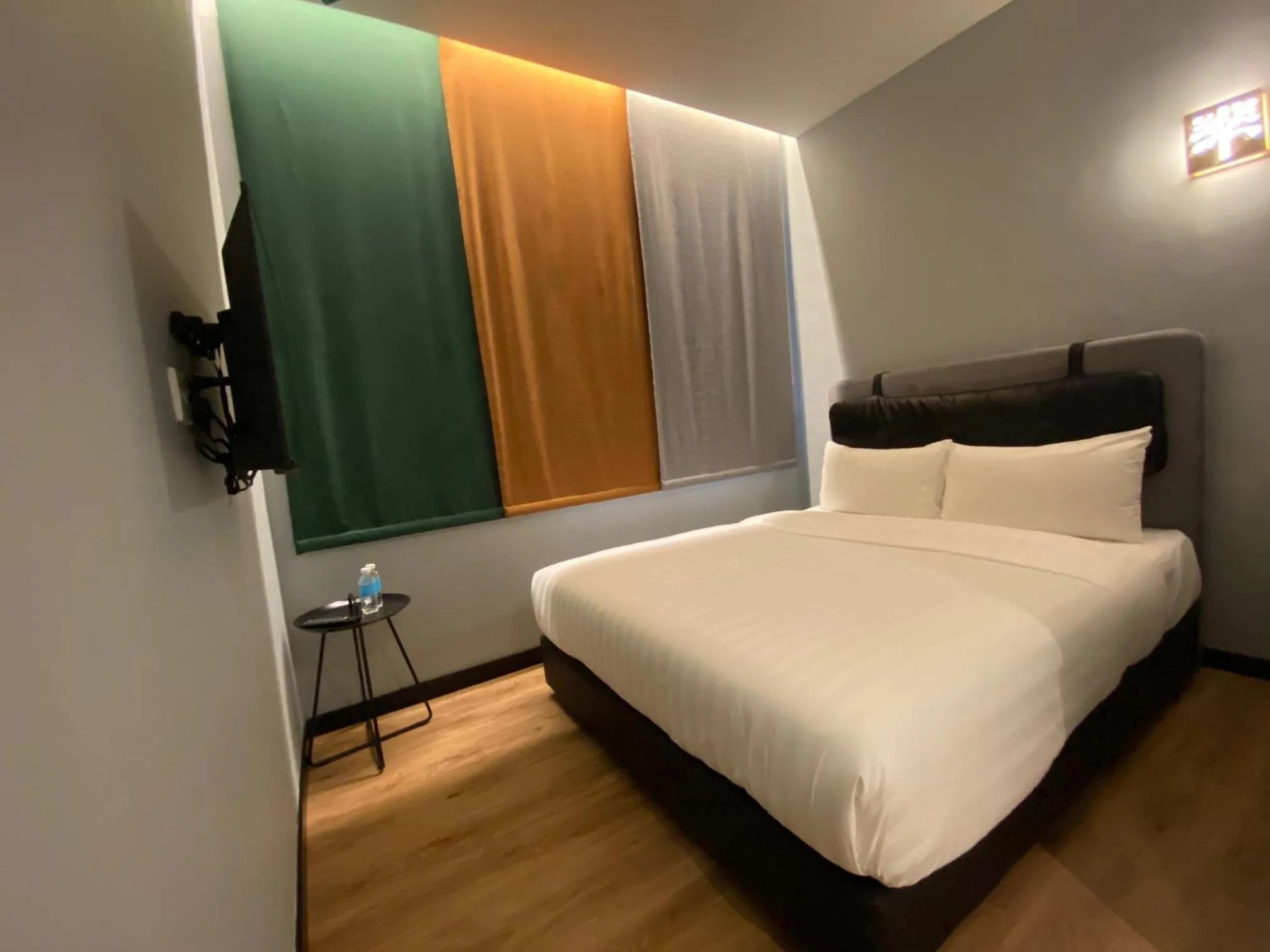 Bedroom, Bed in The Seraya Hotel