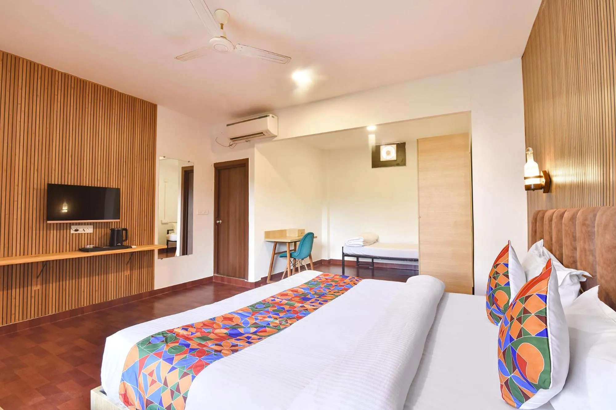 Bed in FabHotel Morjim Bliss - 500M From Morjim Beach