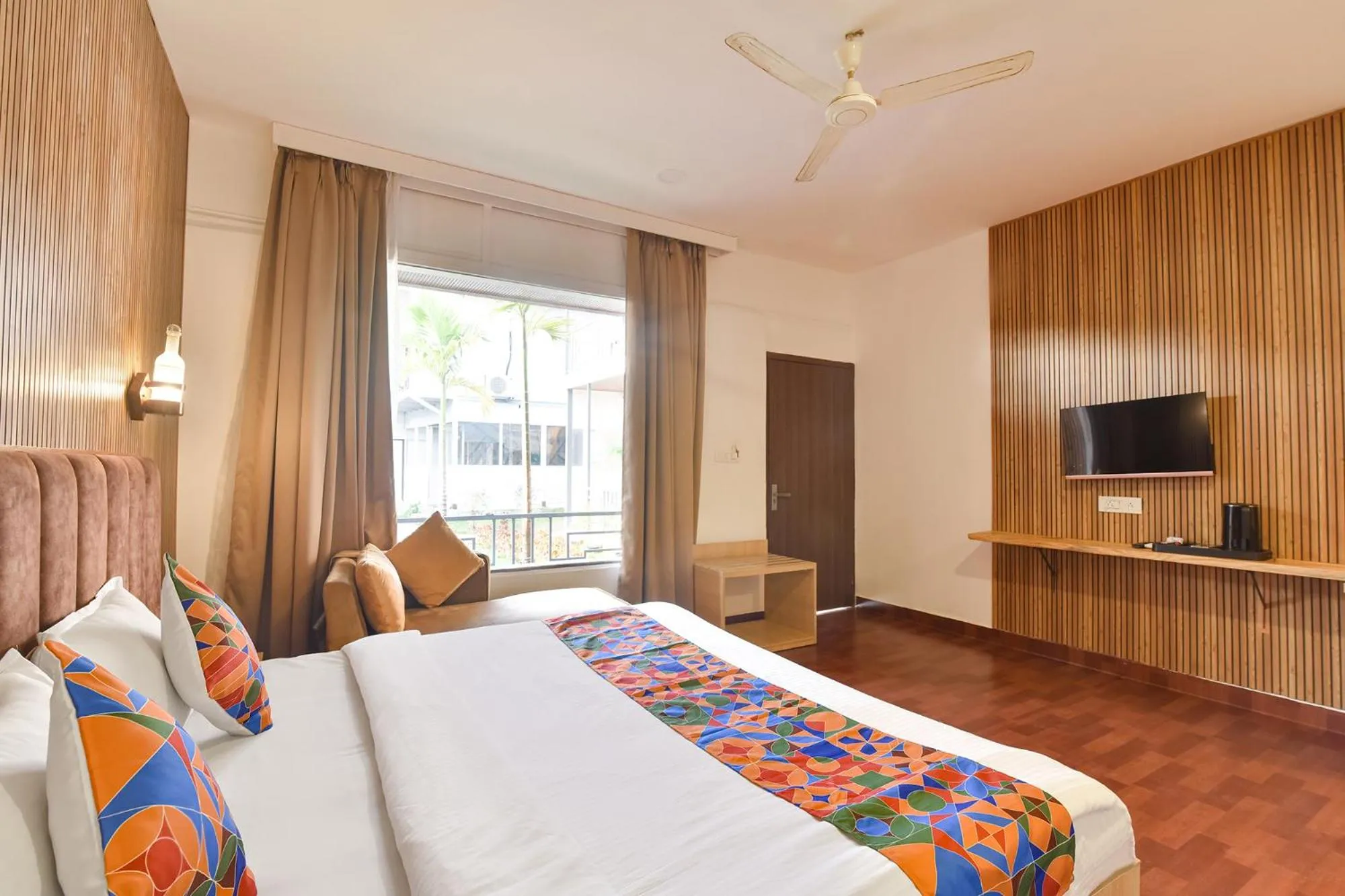 Bed in FabHotel Morjim Bliss - 500M From Morjim Beach