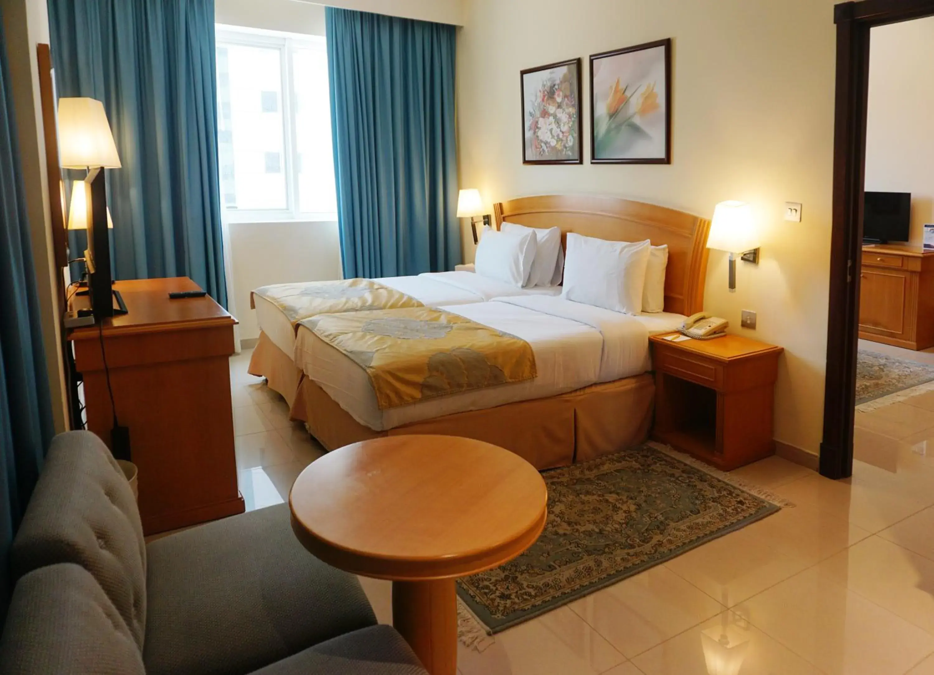 Junior Suite with Twin Beds in Golden Tulip Sharjah Junior Suite with Twin Beds in Golden Tulip Sharjah