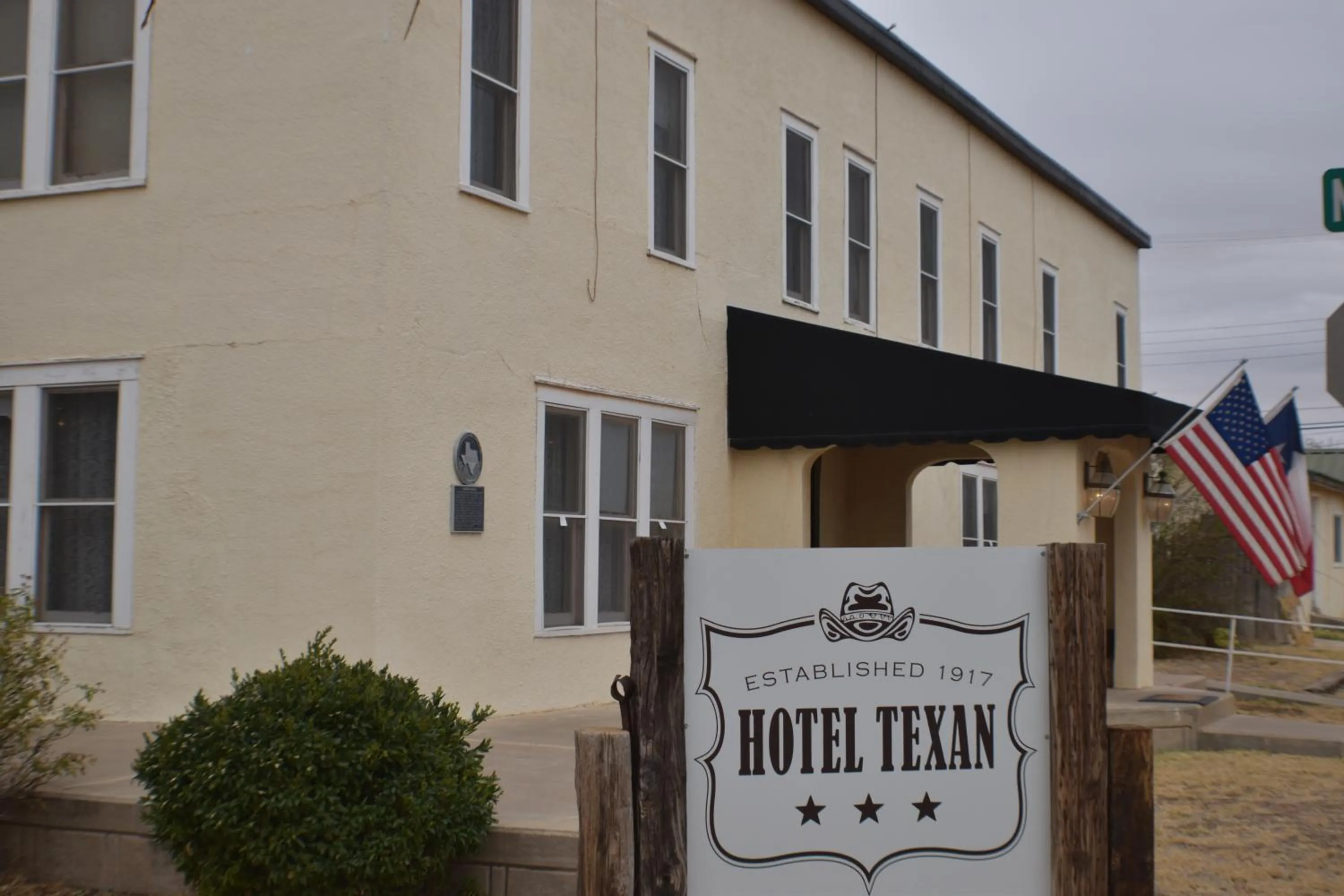 The Hotel Texan