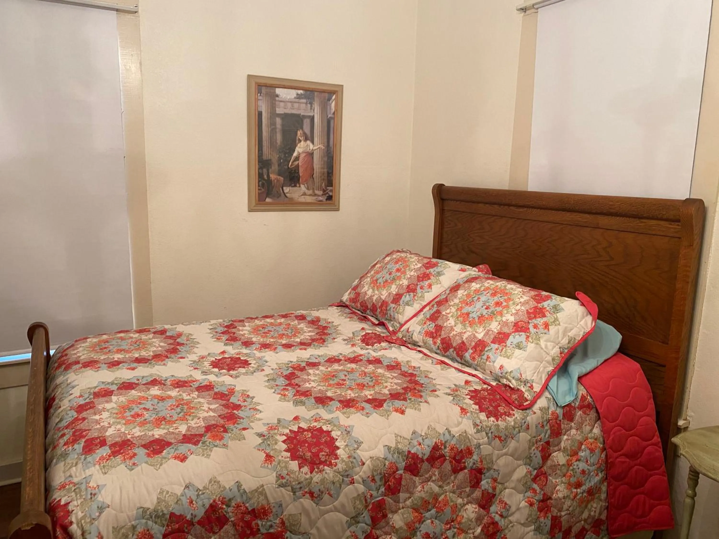 Bed in The Hotel Texan