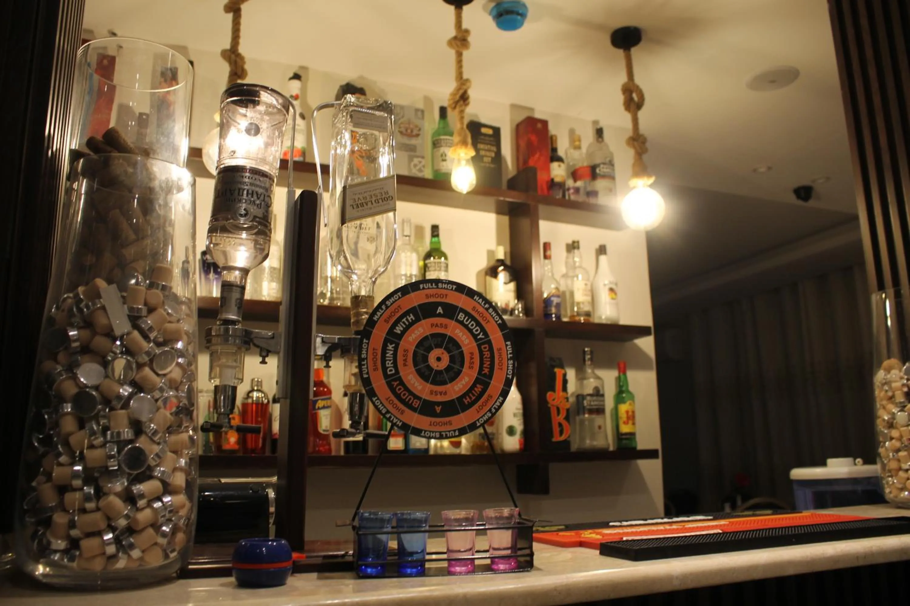 Restaurant/places to eat in Salome Hotel