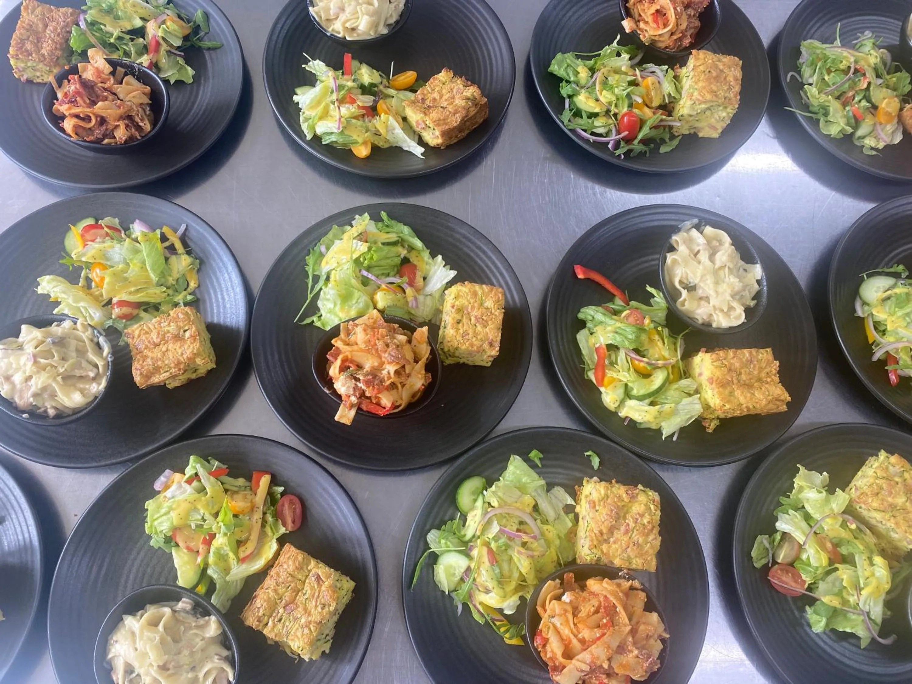 Food and drinks in Tumbarumba Motel & Elms Restaurant