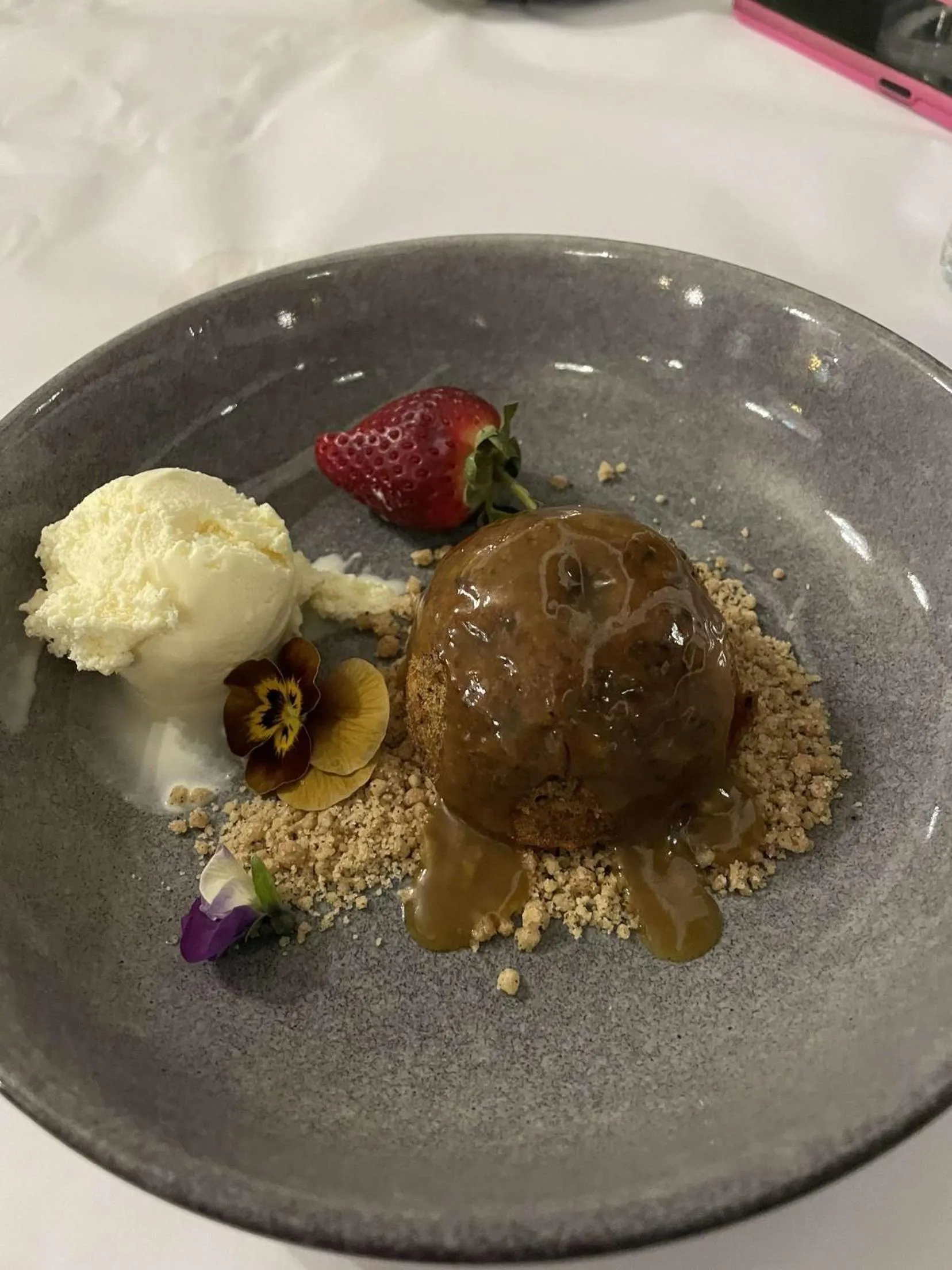 Food and drinks in Tumbarumba Motel & Elms Restaurant