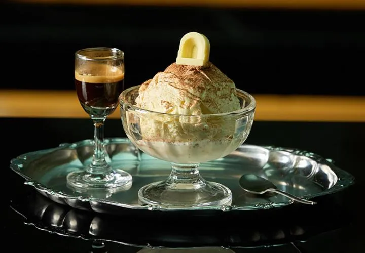 Lounge or bar in Grand Josun Jeju