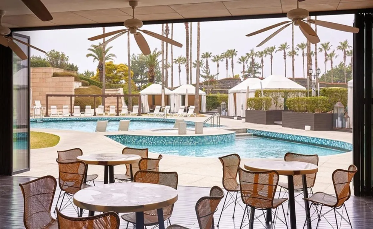 Restaurant/places to eat in Grand Josun Jeju