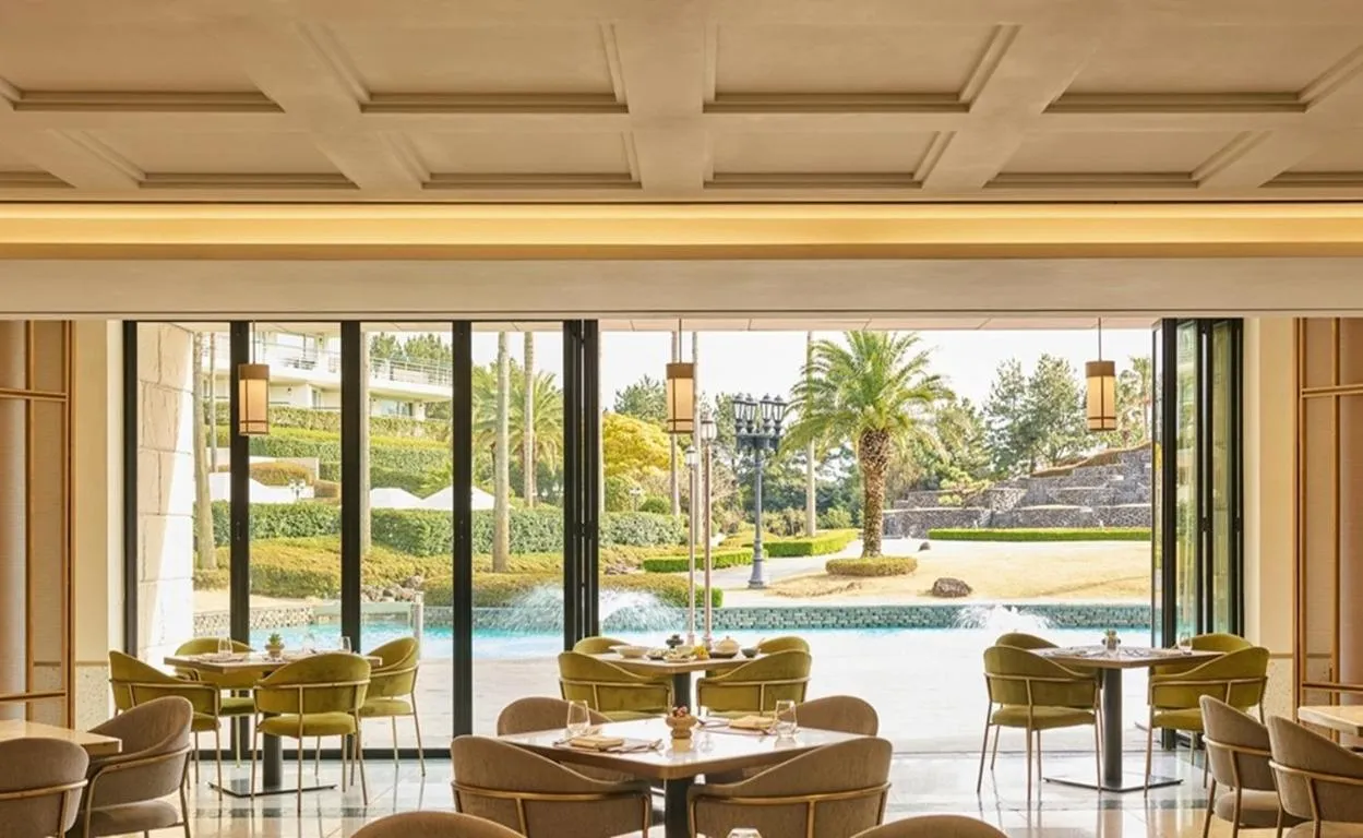 Restaurant/places to eat in Grand Josun Jeju
