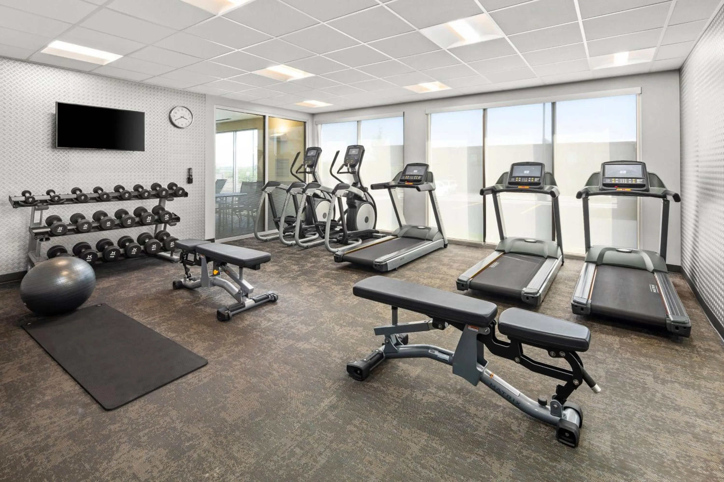 Fitness centre/facilities in Fairfield by Marriott Inn & Suites Duluth