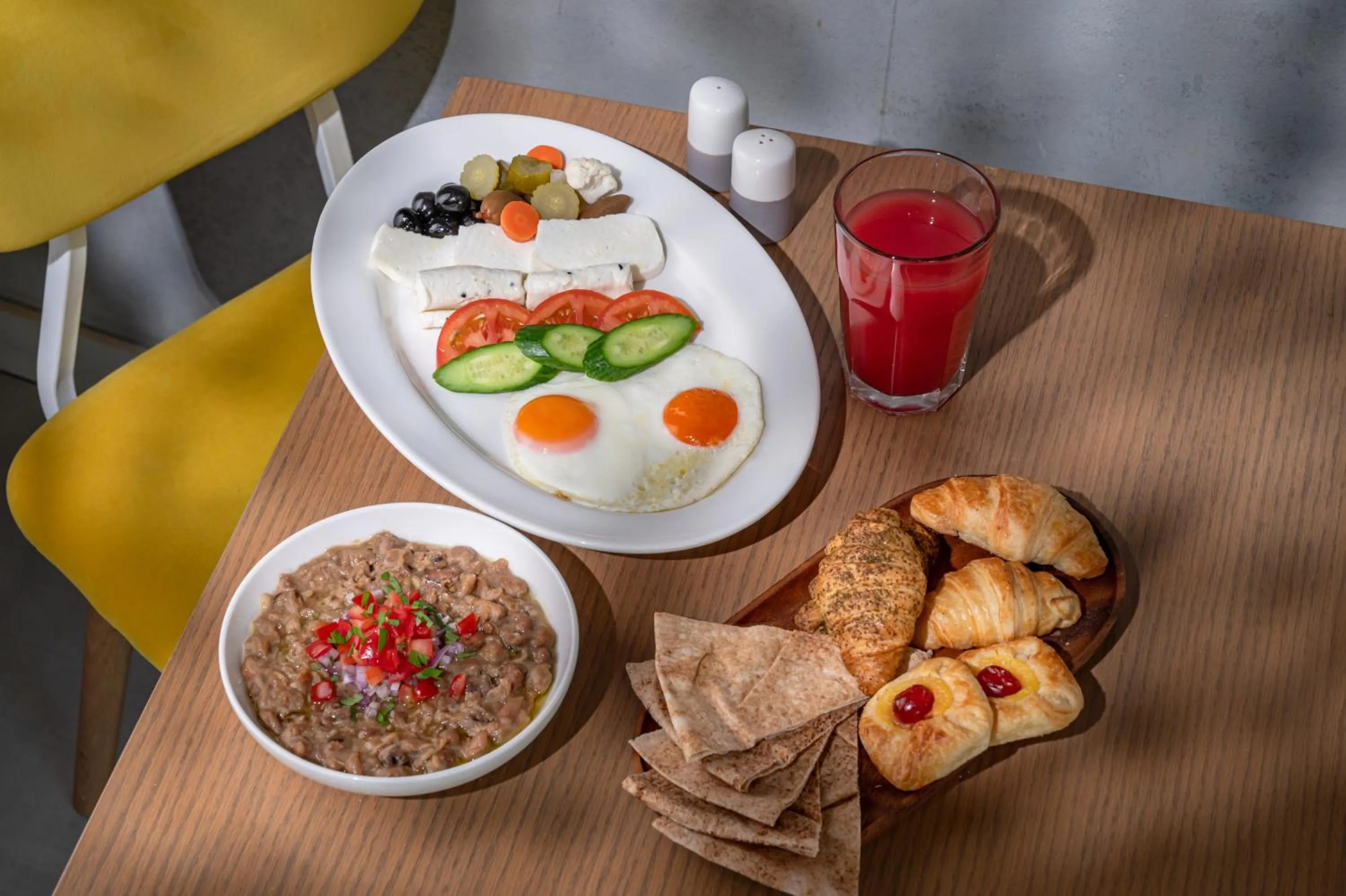 Breakfast in Element Al Jaddaf, Dubai