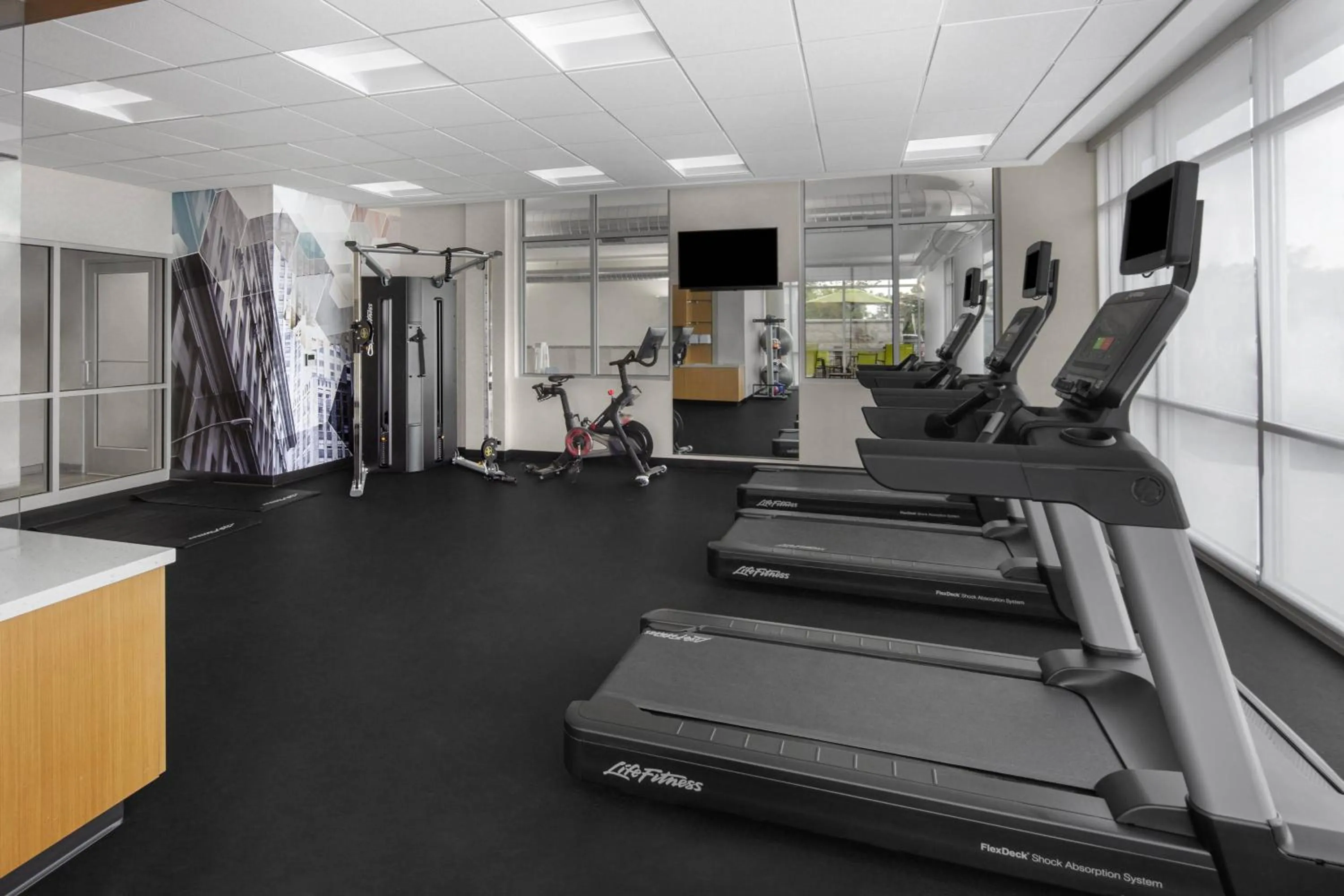 Fitness centre/facilities in SpringHill Suites by Marriott East Rutherford Meadowlands Carlstadt