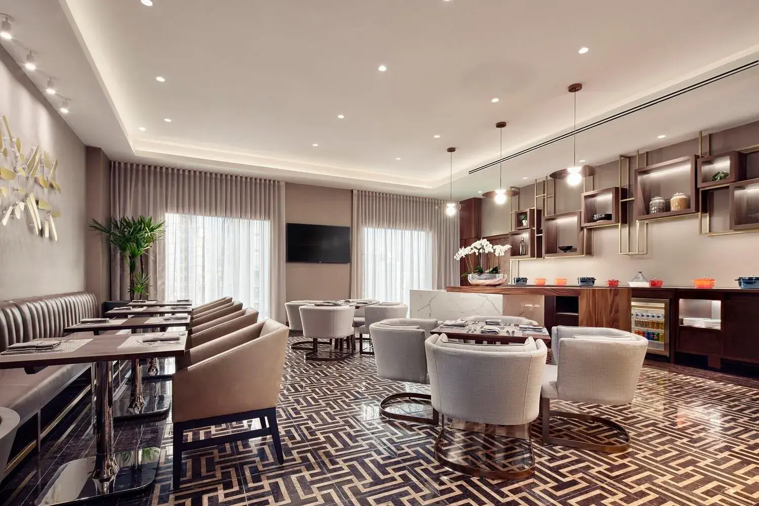 Concierge level, Deluxe Guest room with 1 King in JW Marriott Hotel Monterrey Valle Concierge level, Deluxe Guest room with 1 King in JW Marriott Hotel Monterrey Valle