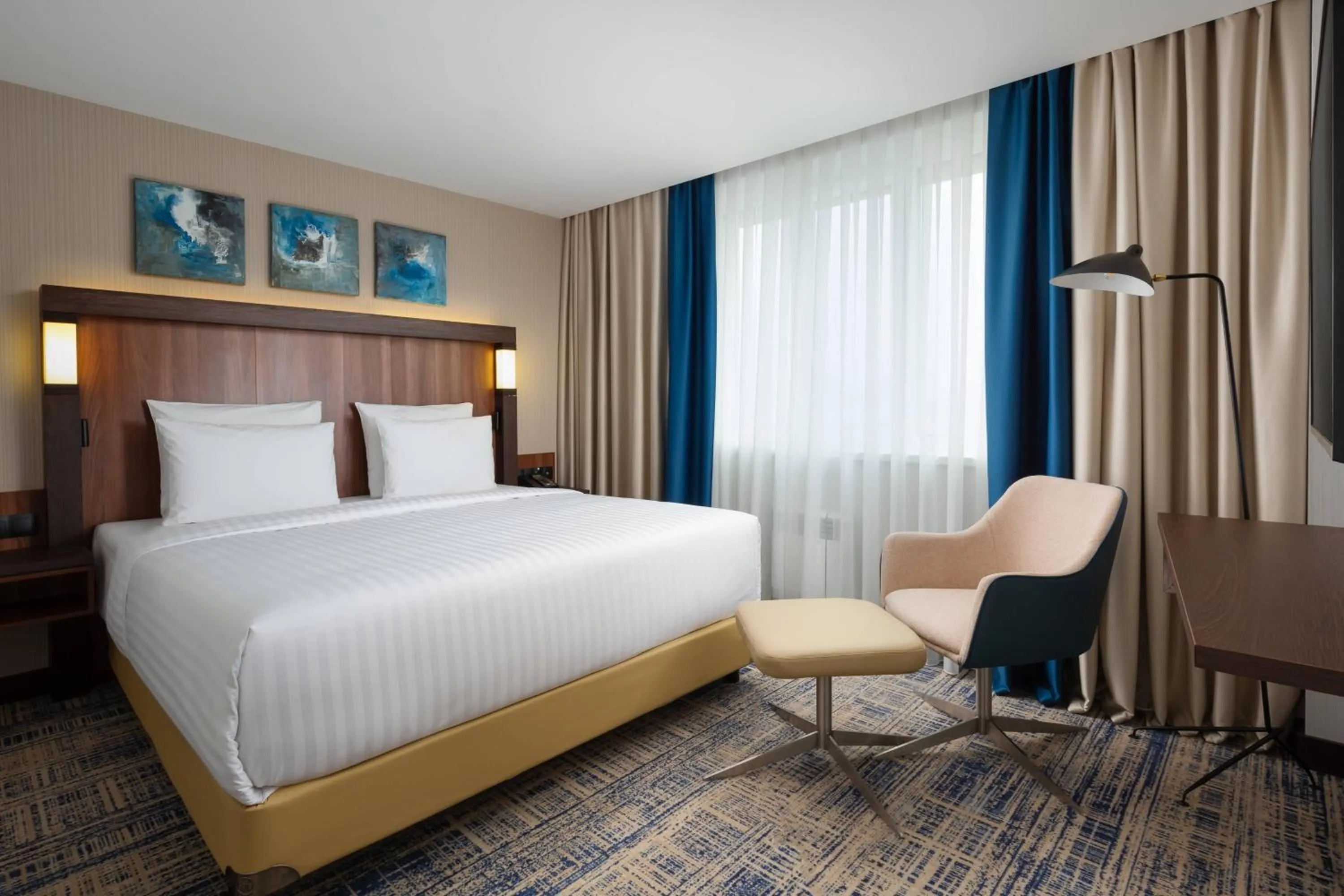 Photo of the whole room, Bed in Courtyard by Marriott Tashkent