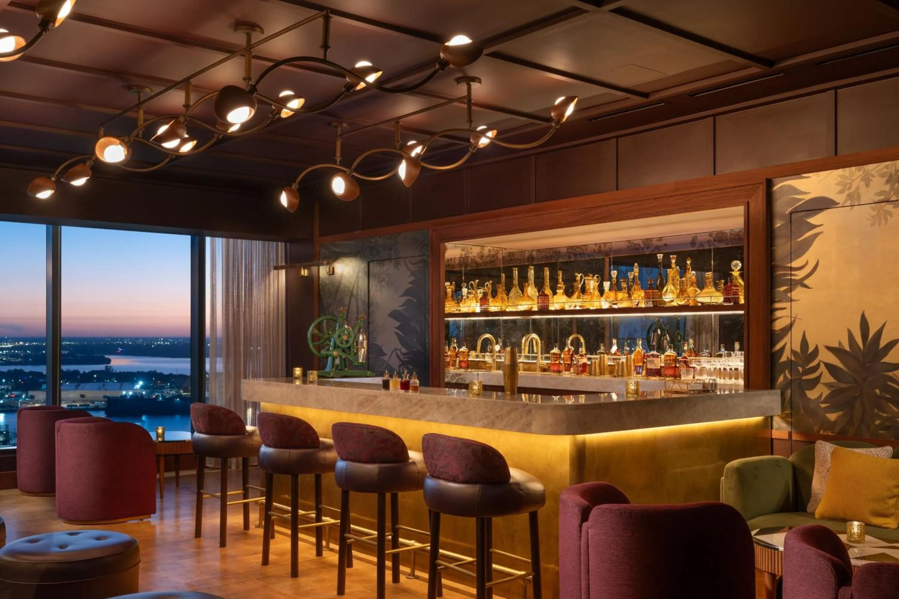 Restaurant/places to eat in JW Marriott Tampa Water Street