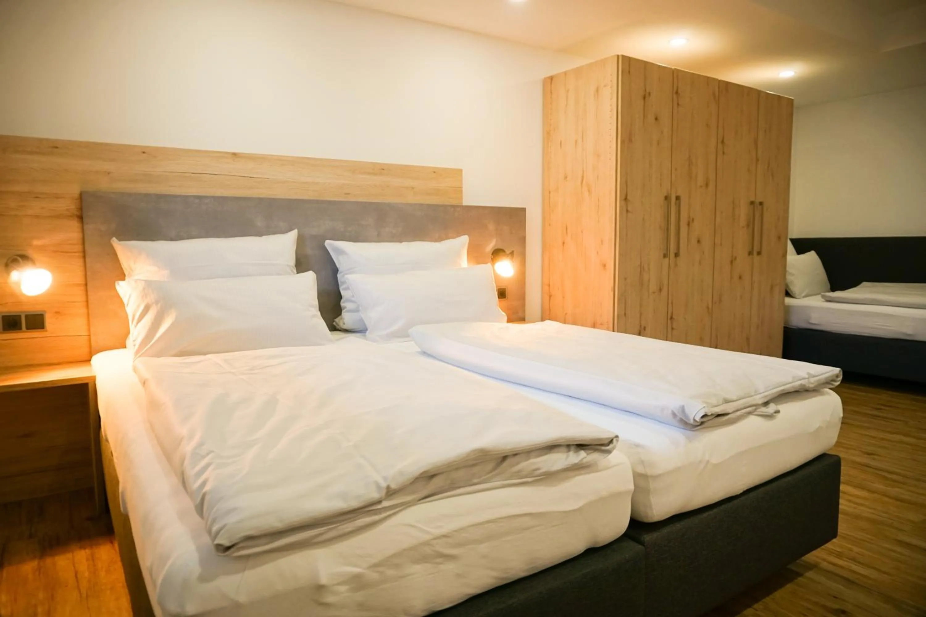 Bedroom, Bed in Hotel verWeiler