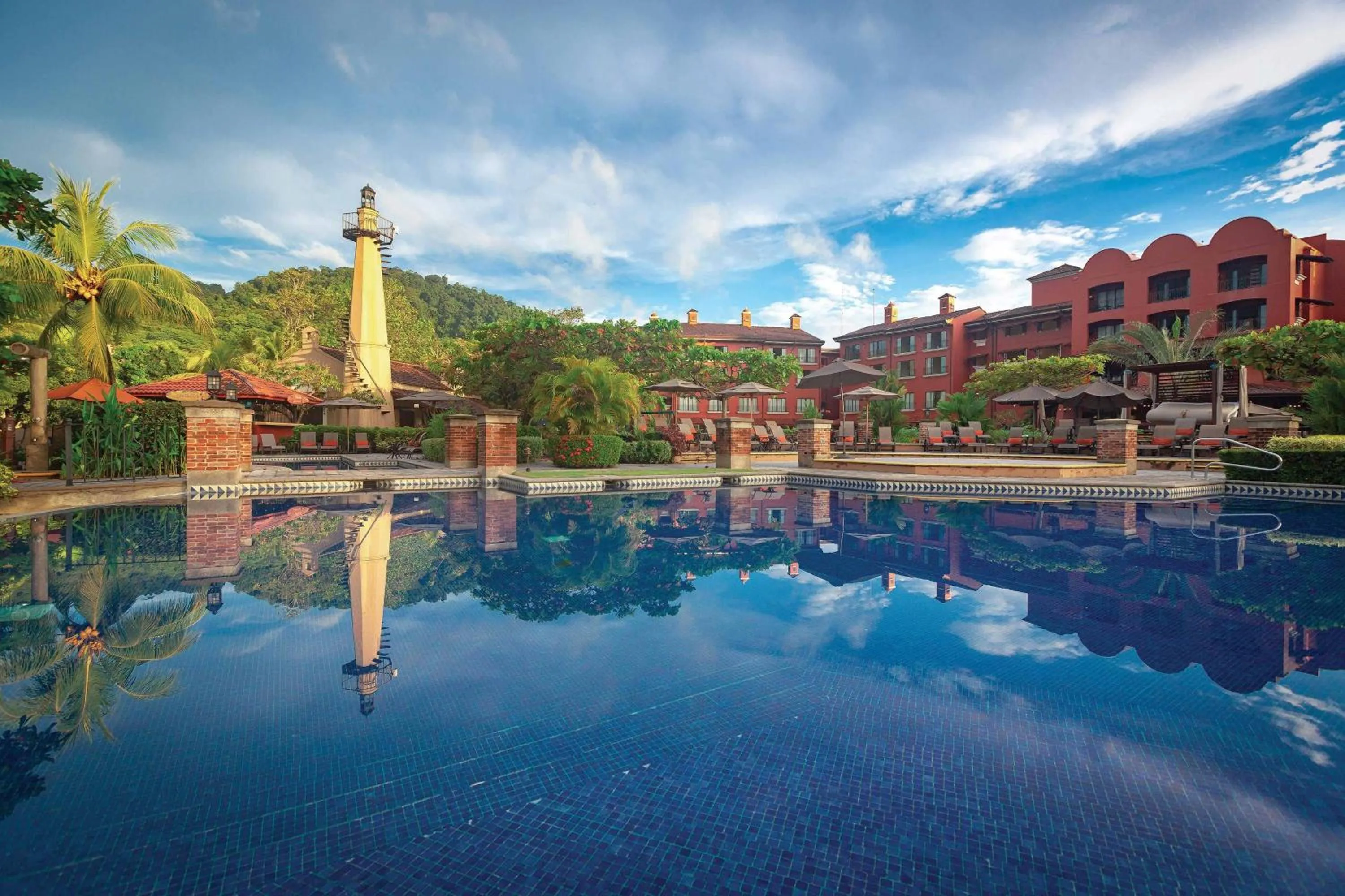 Swimming pool in Marriott Vacation Club at Los Sueños