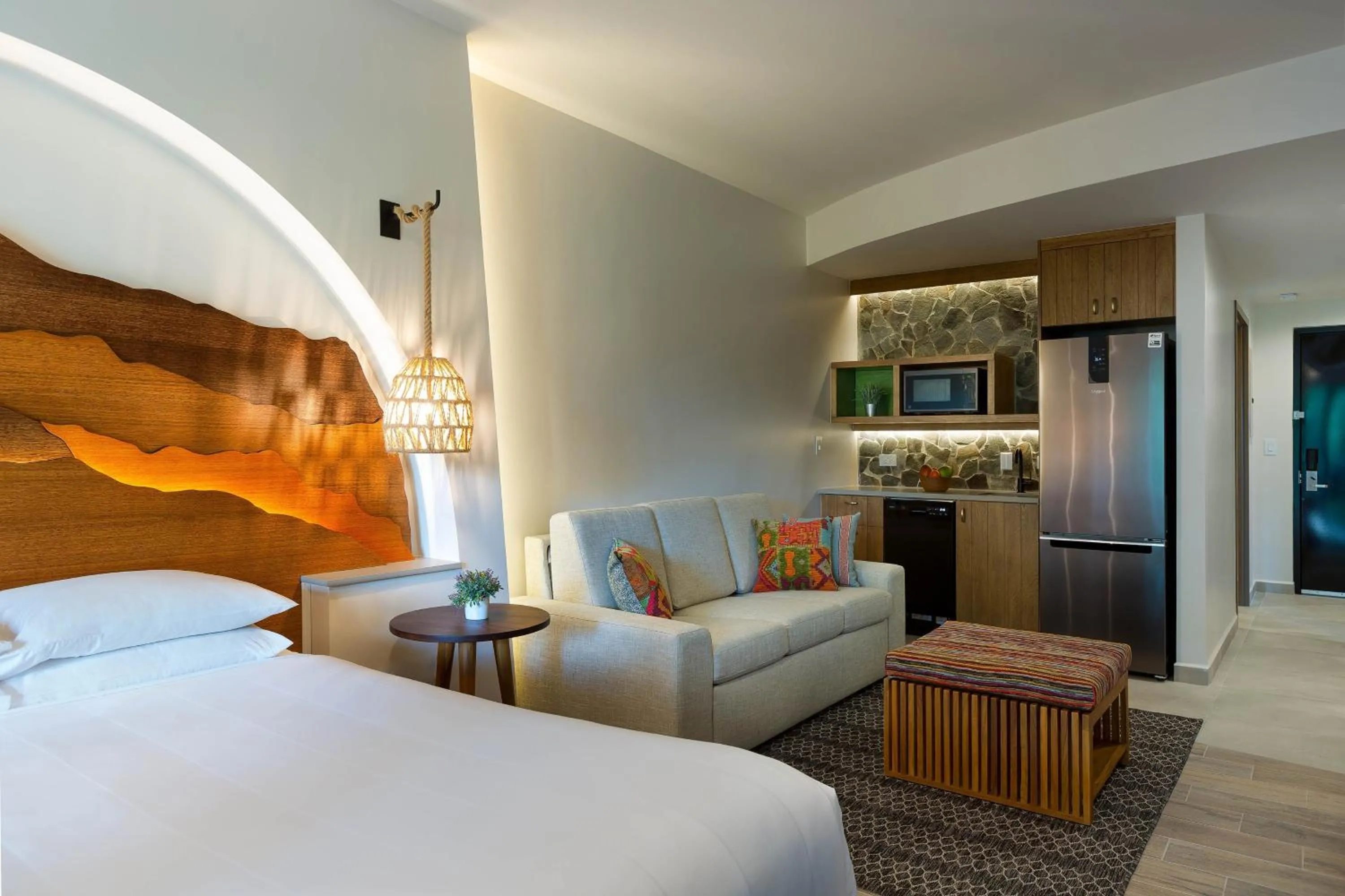 Kitchen or kitchenette, Bed in Marriott Vacation Club at Los Sueños