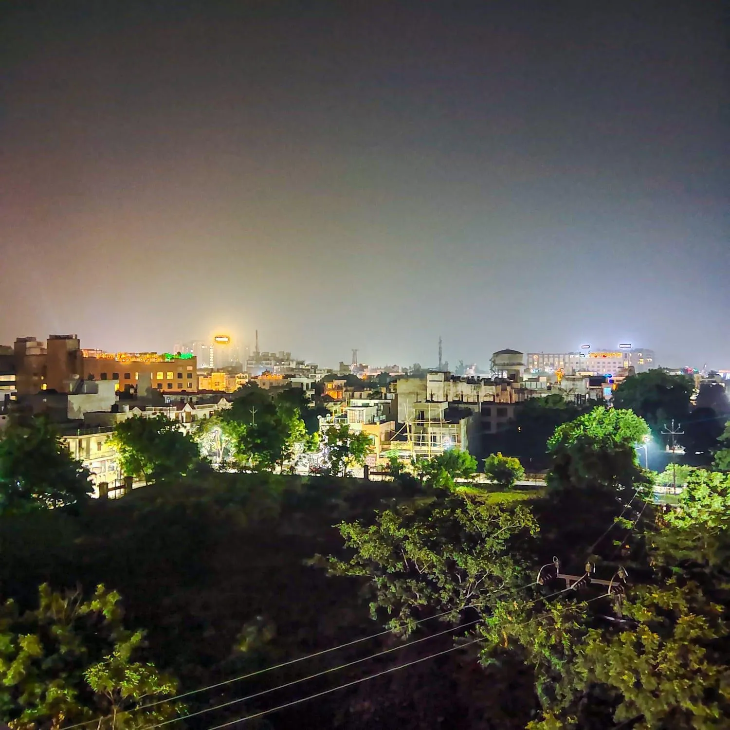 Night in The Taj Vista Agra -walking distance to Taj Mahal