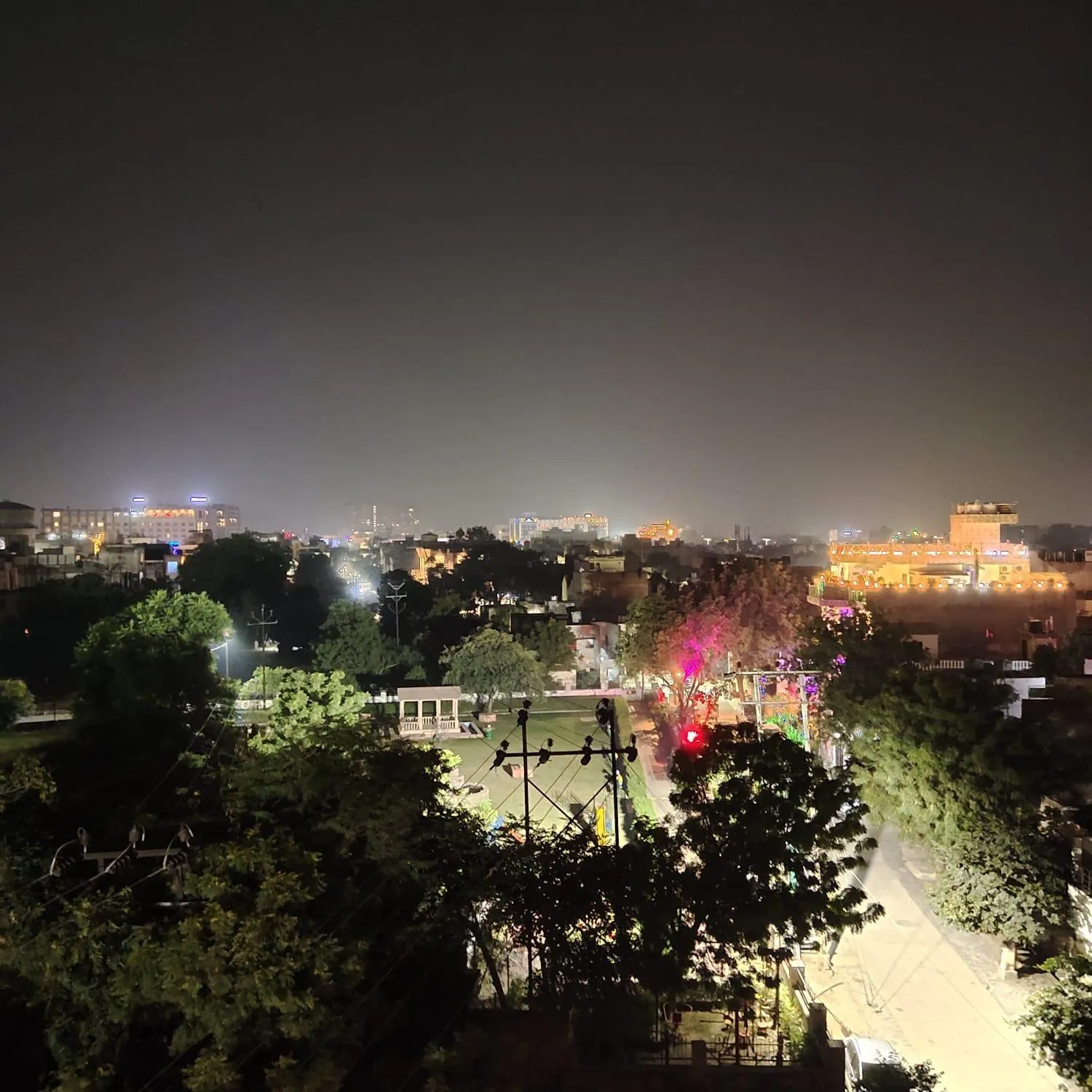 Night in The Taj Vista Agra -walking distance to Taj Mahal