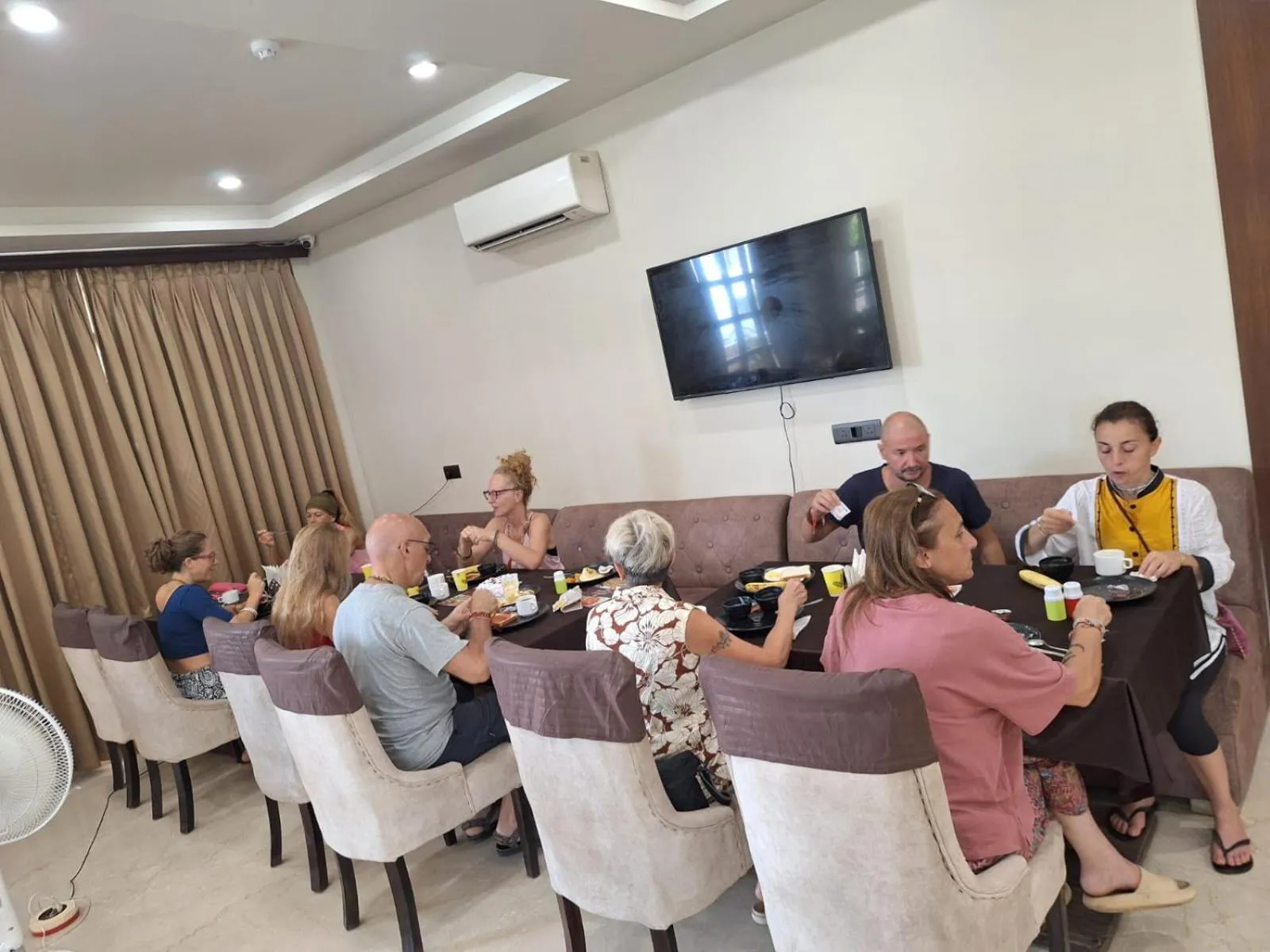 Breakfast in The Taj Vista Agra -walking distance to Taj Mahal