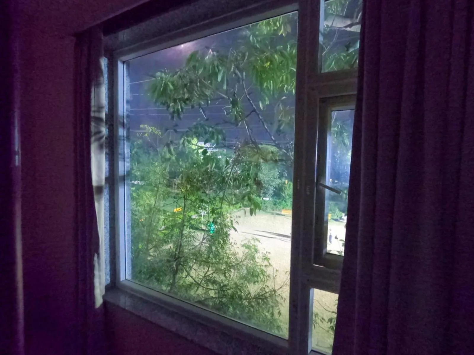 Garden view in The Taj Vista Agra -walking distance to Taj Mahal