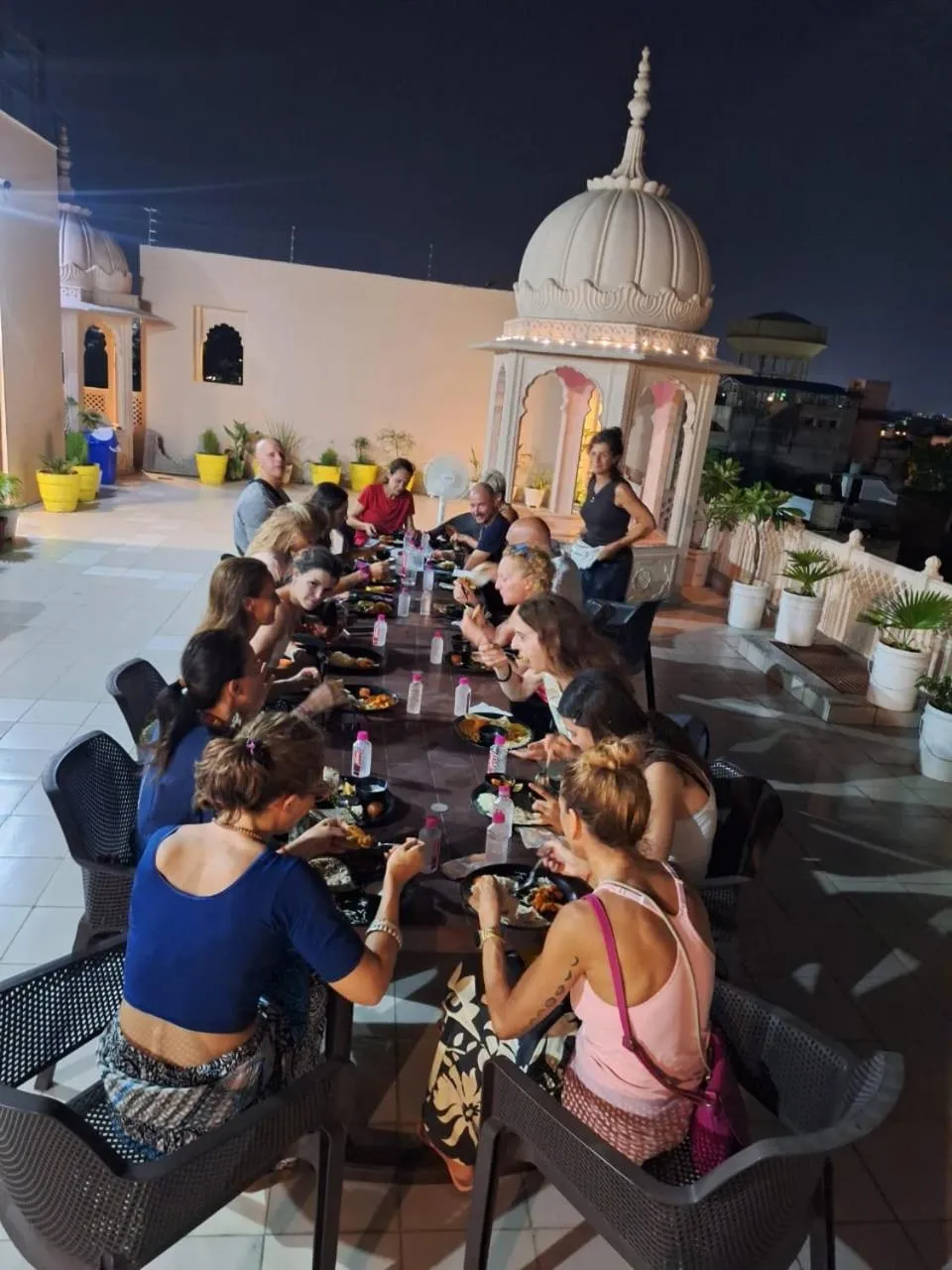 Restaurant/places to eat in The Taj Vista Agra -walking distance to Taj Mahal