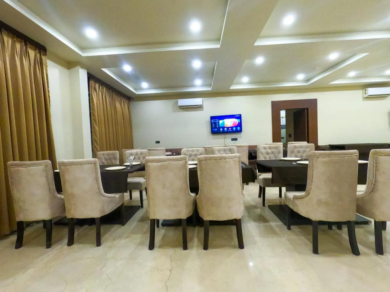 Seating area in The Taj Vista Agra -walking distance to Taj Mahal