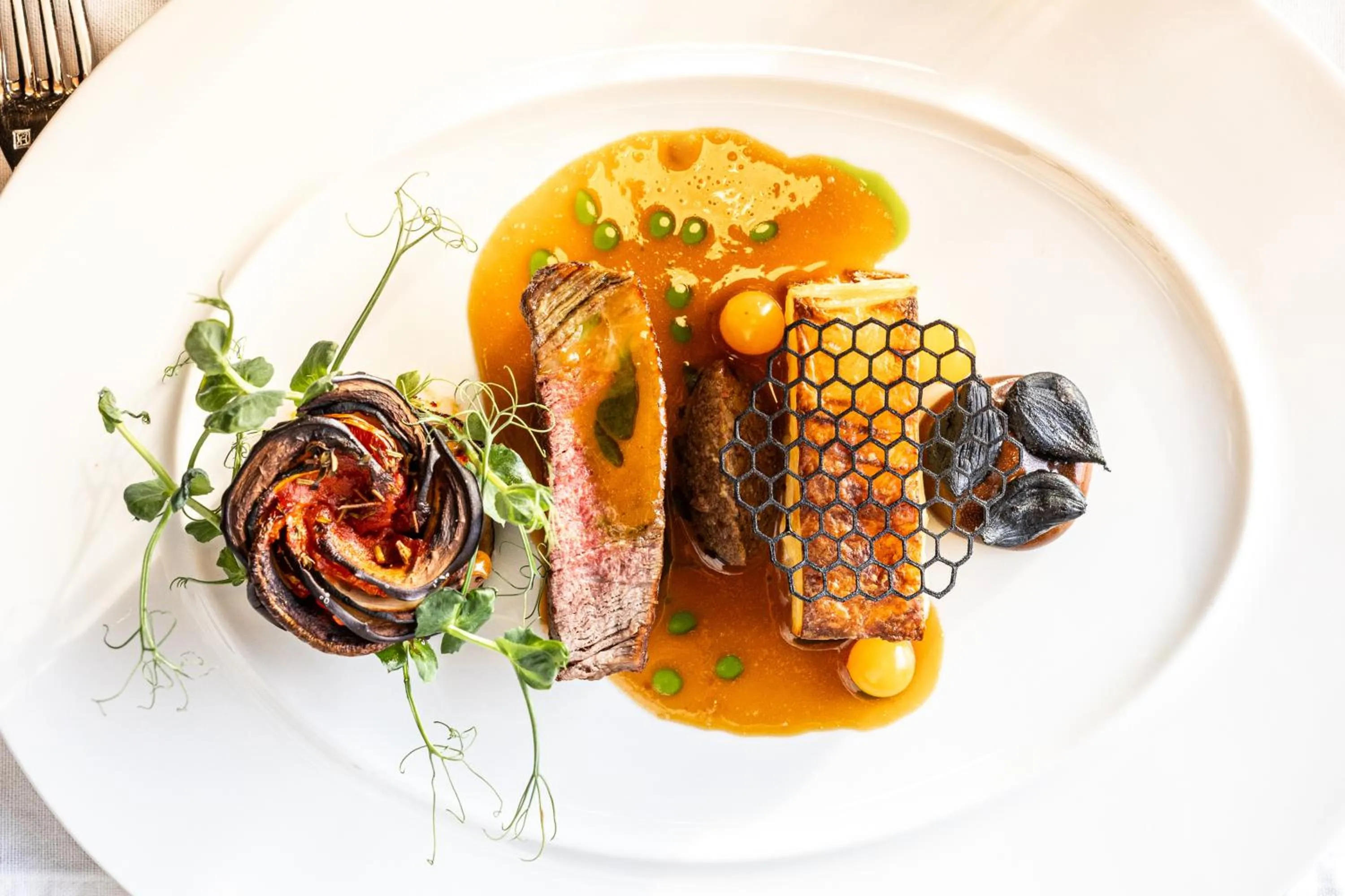 Restaurant/places to eat in Maslina Resort