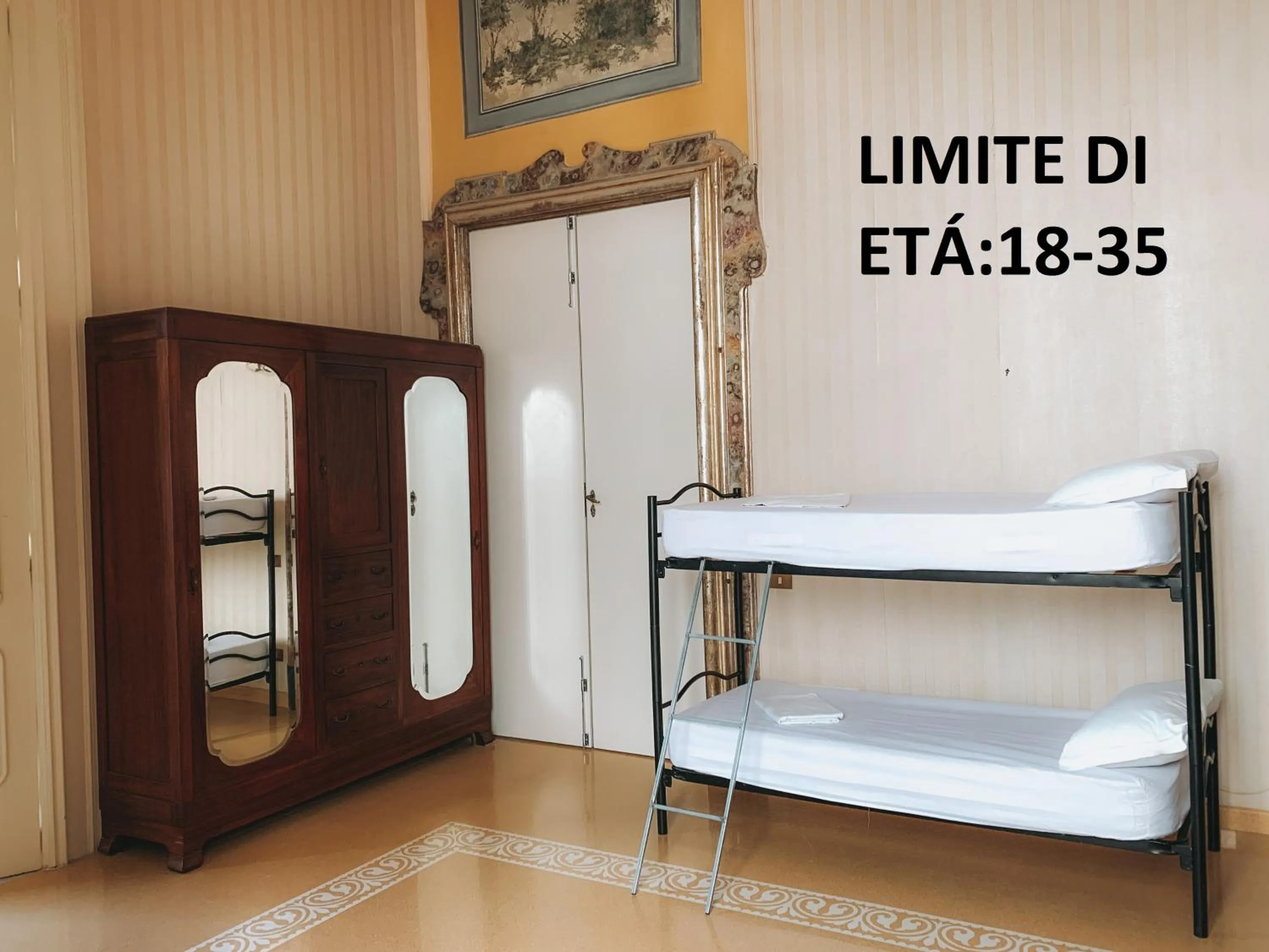 Bed in Salerno Experience Hostel