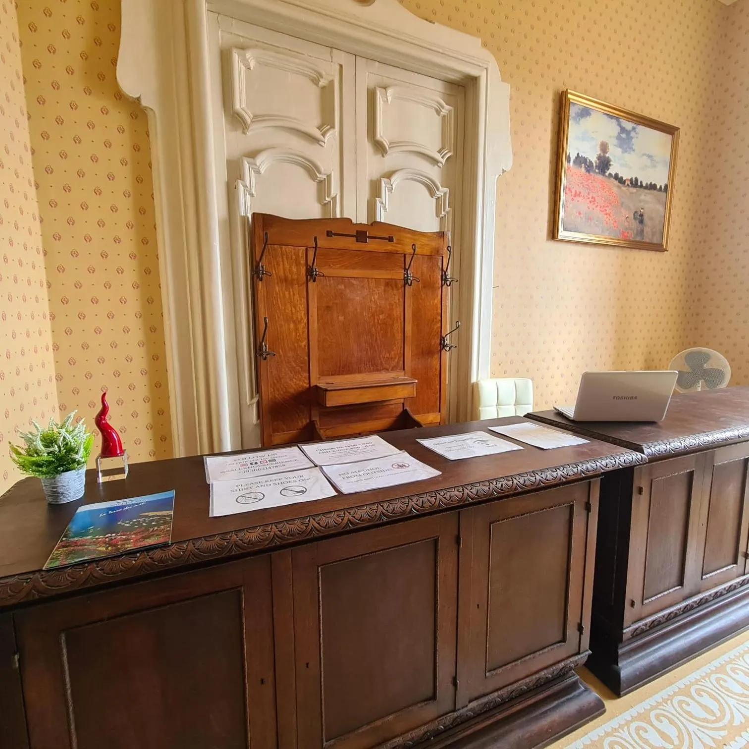 Lobby or reception in Salerno Experience Hostel