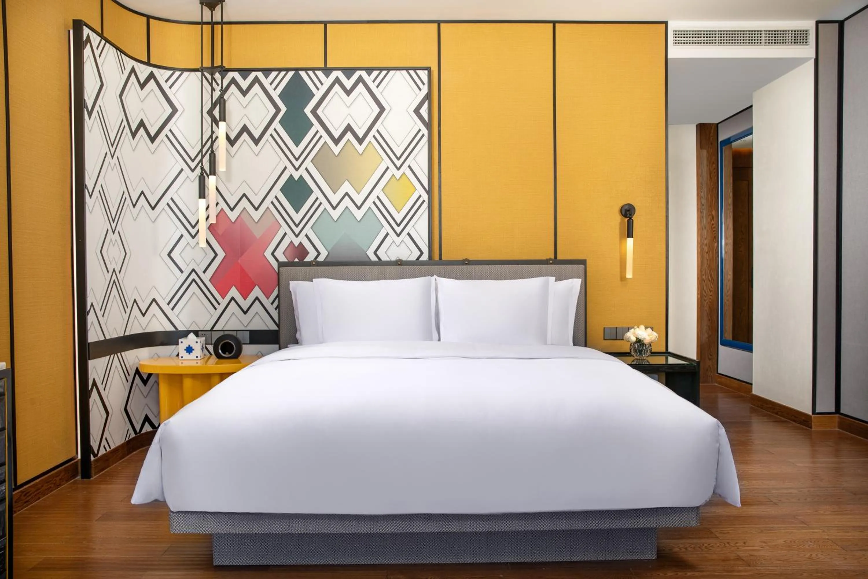 Bedroom, Bed in Hotel Indigo Diqing Moonlight City by IHG