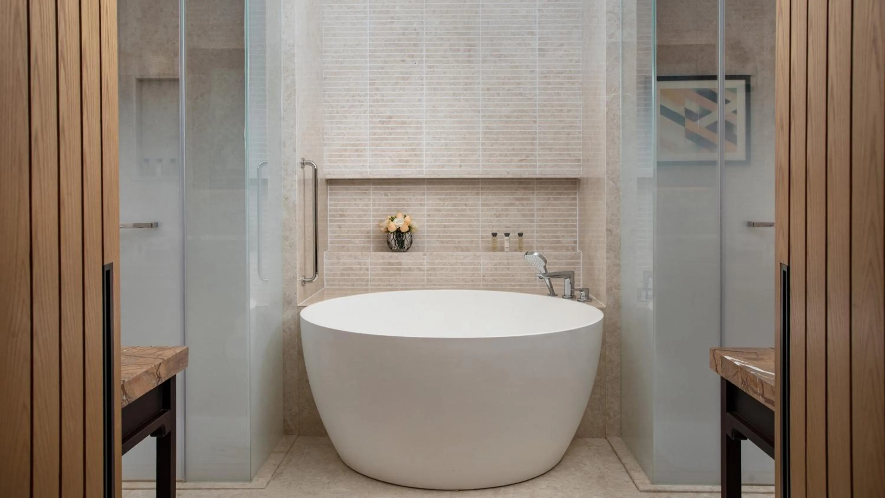 Bathroom in Hotel Indigo Diqing Moonlight City by IHG