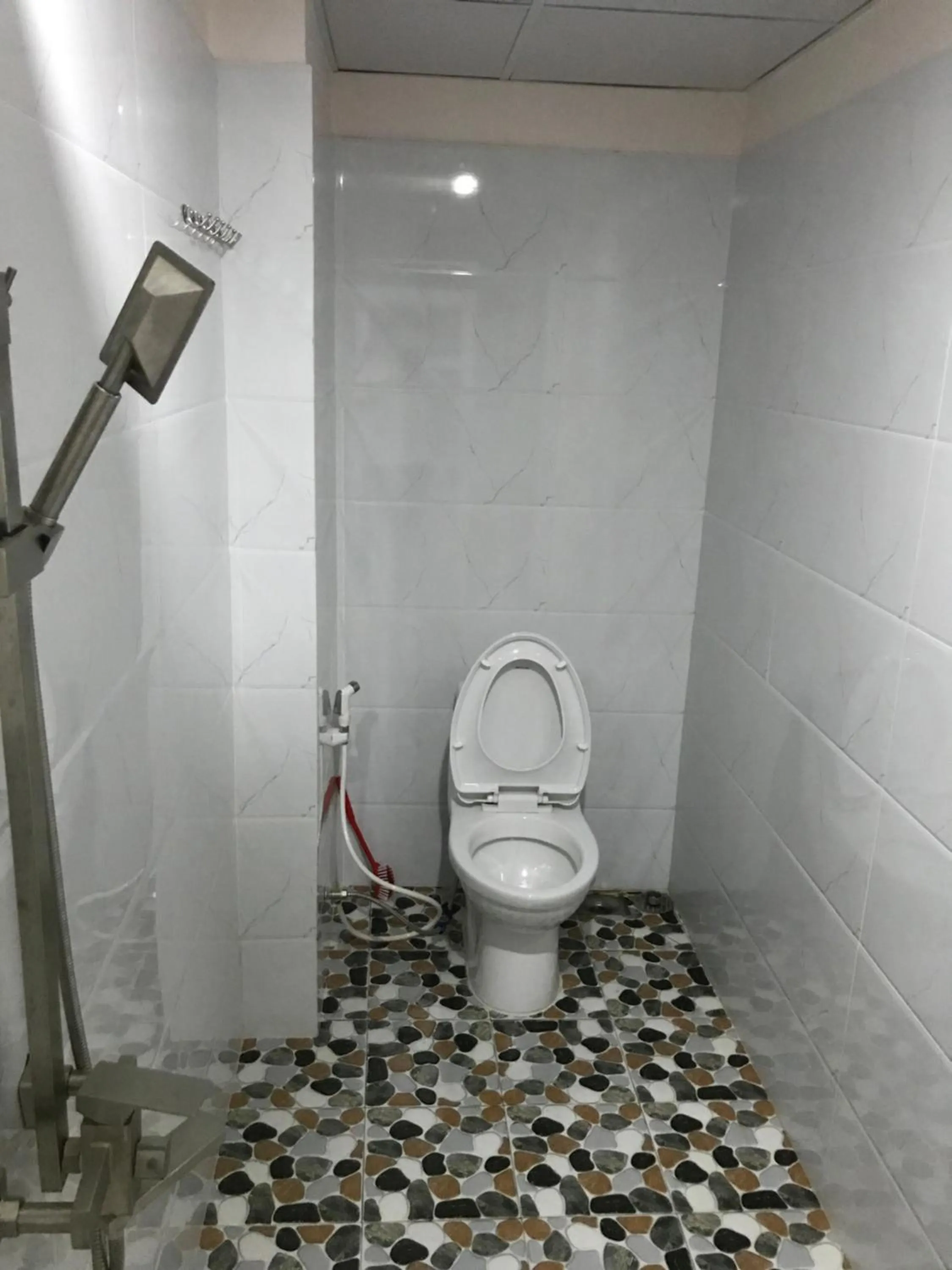 Bathroom in Hoang Anh Hotel