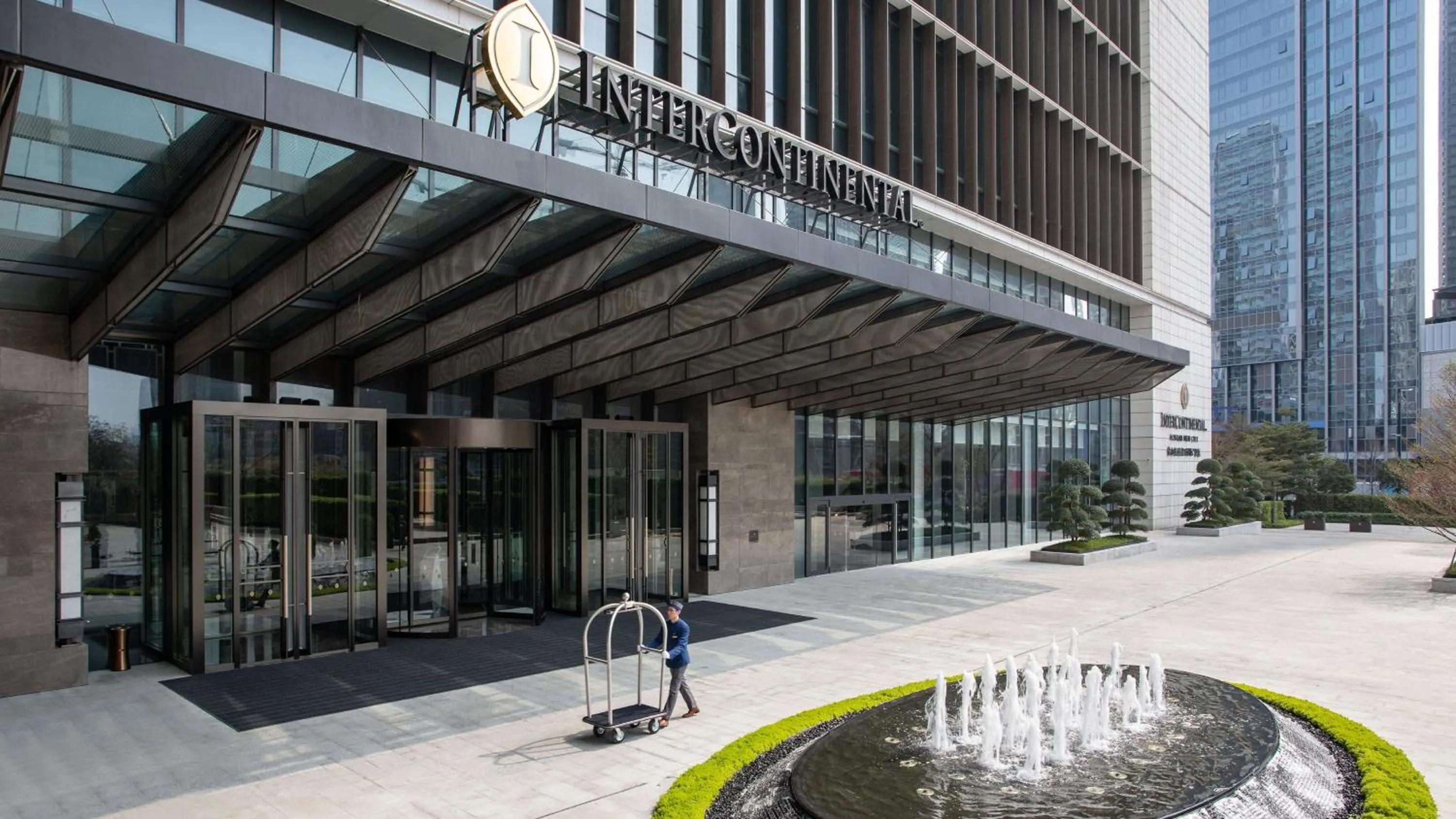 Property building in InterContinental Foshan DongPing