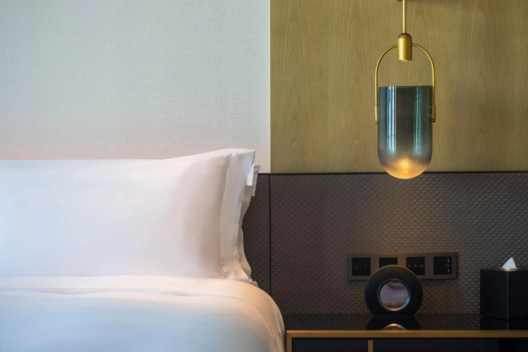 Photo of the whole room, Bed in InterContinental Foshan DongPing