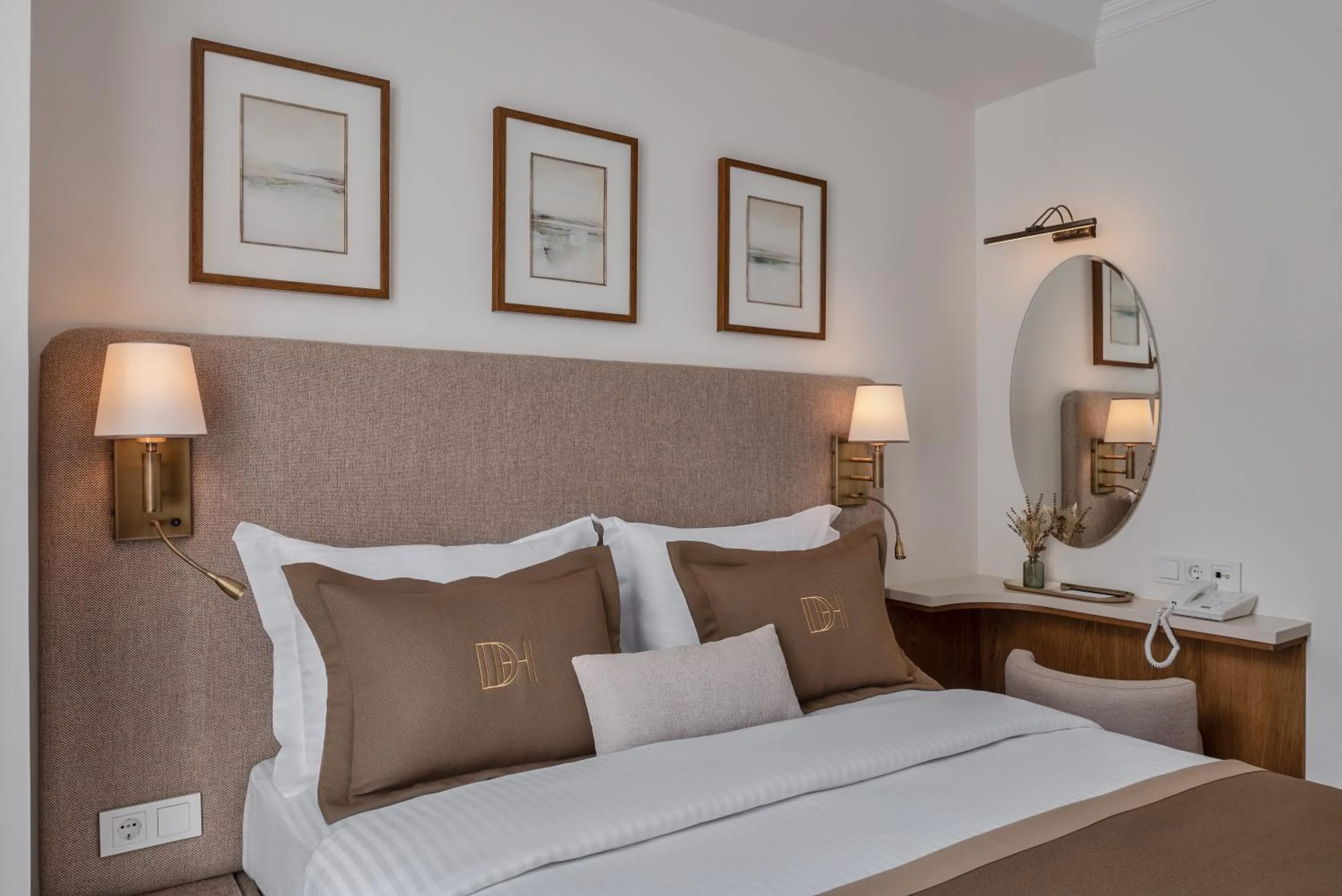 Bed in Delita City Hotel