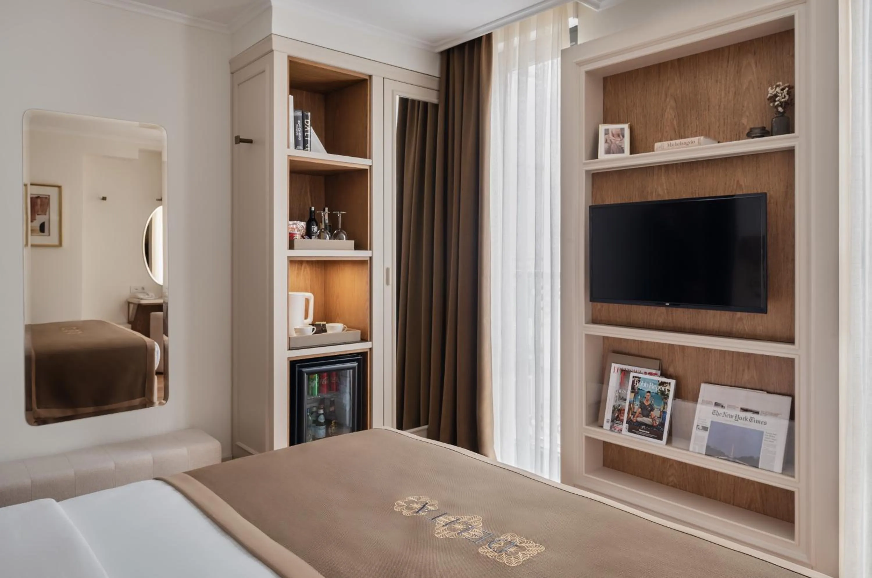 Bedroom, Bed in Delita City Hotel