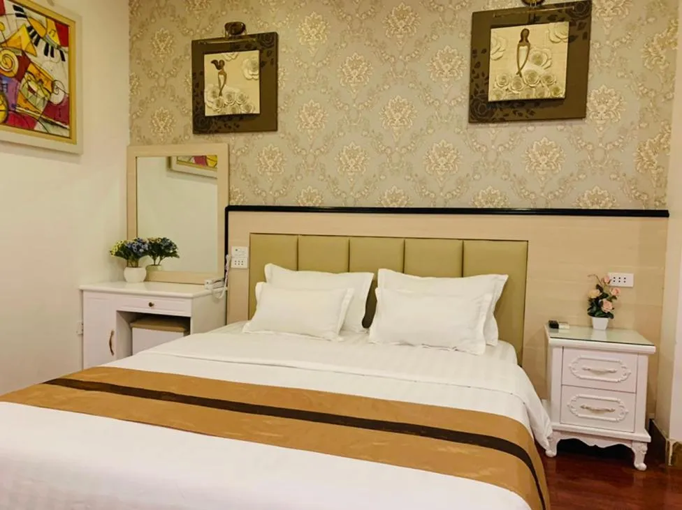 TV and multimedia, Bed in Hotel Nhất Ly