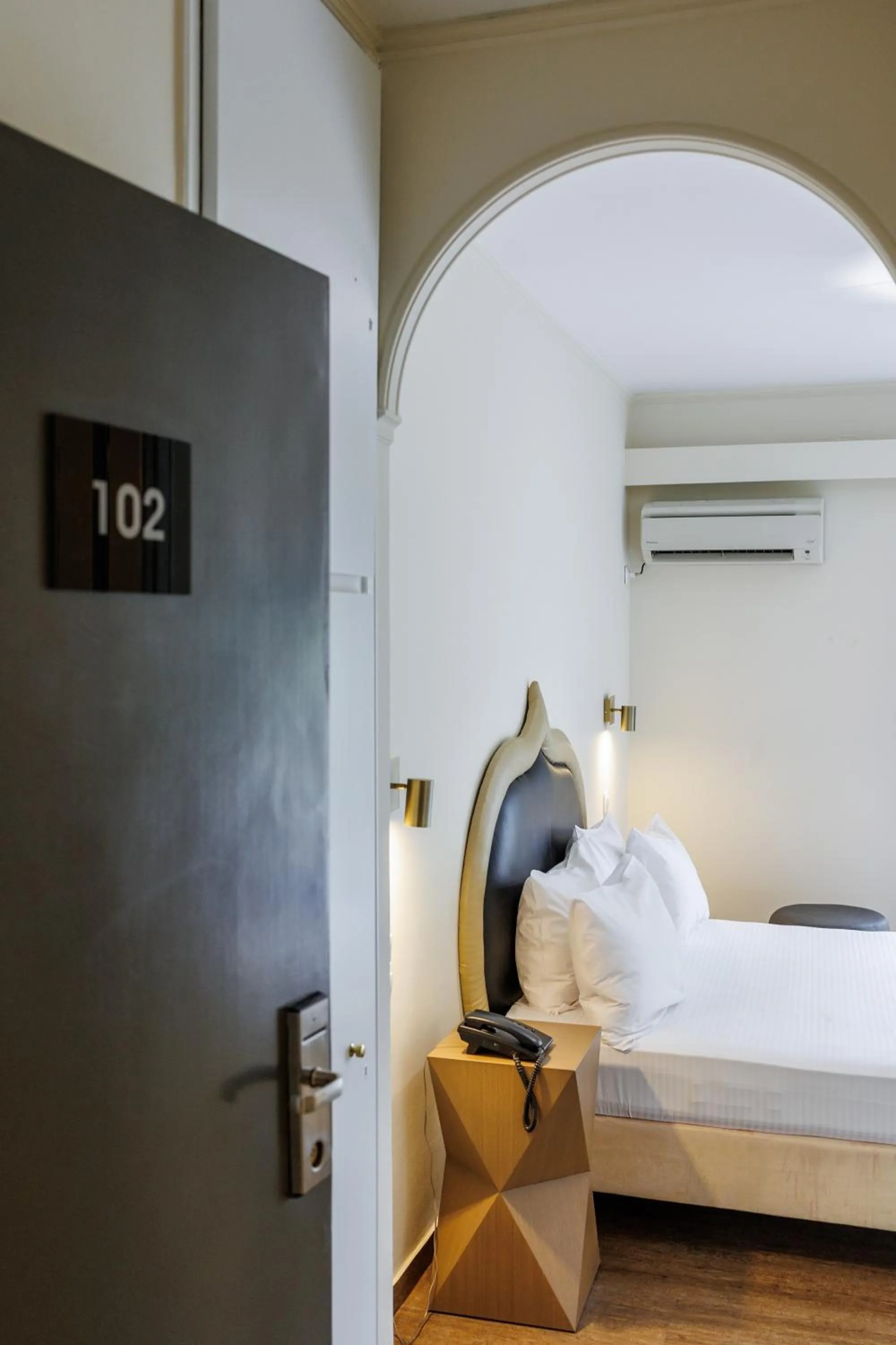 Bedroom, Bed in Aachen