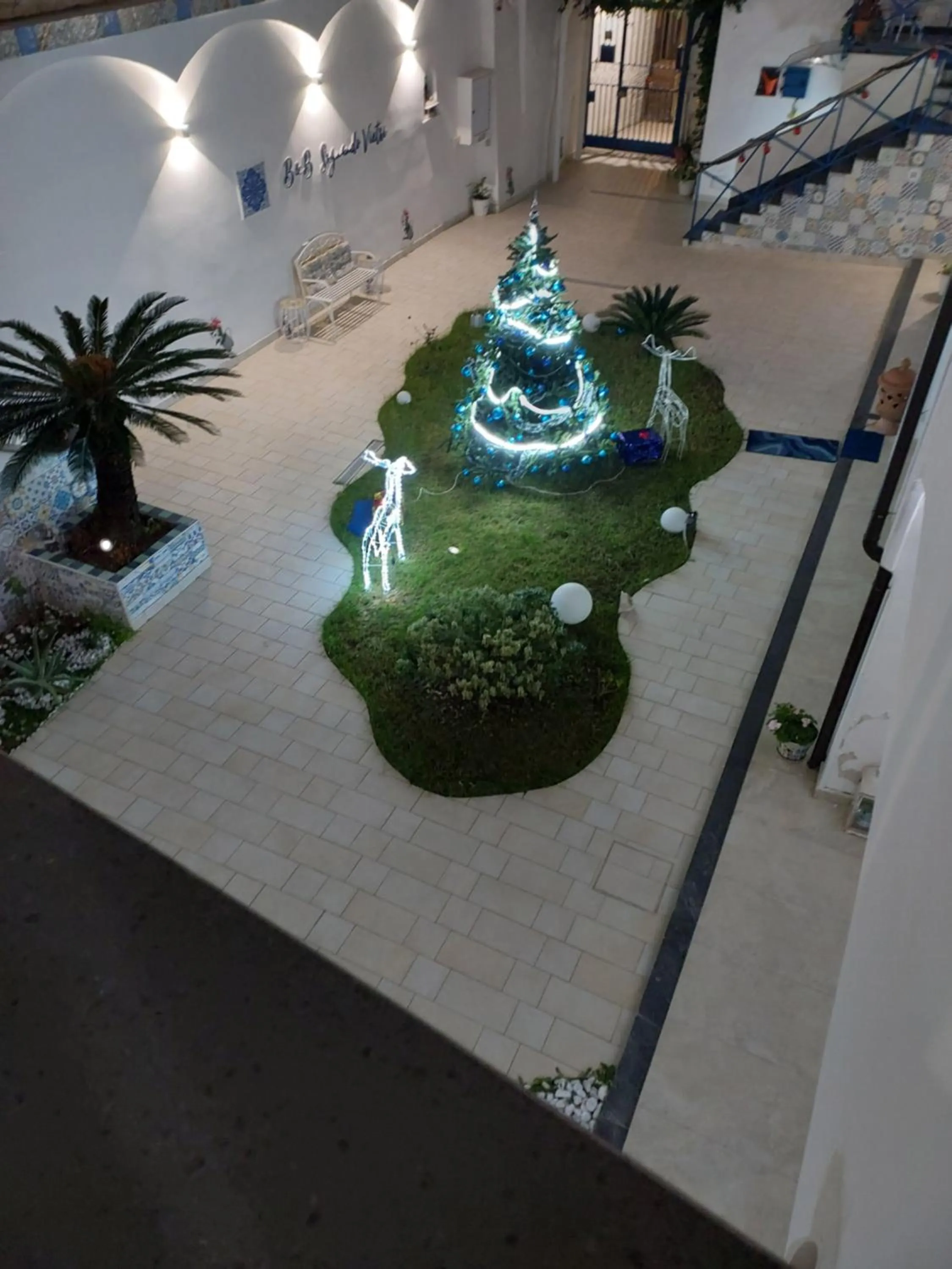 Garden view in B&B SOGNANDO VIETRI e SPA ESCLUSIVA