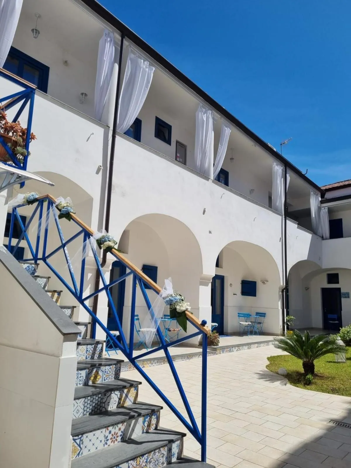 Inner courtyard view in B&B SOGNANDO VIETRI e SPA ESCLUSIVA