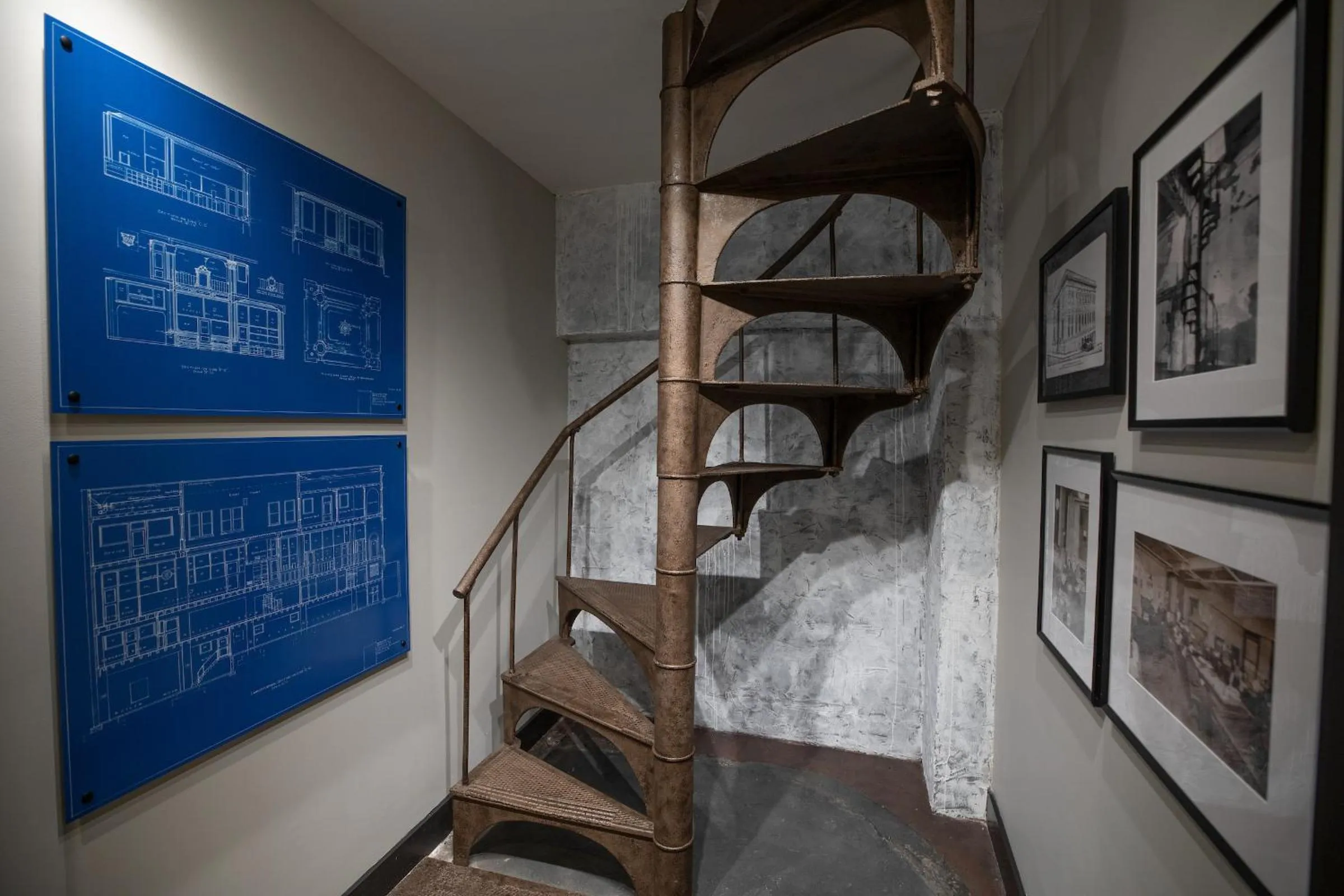 Property building in The Bee Hotel, Danville