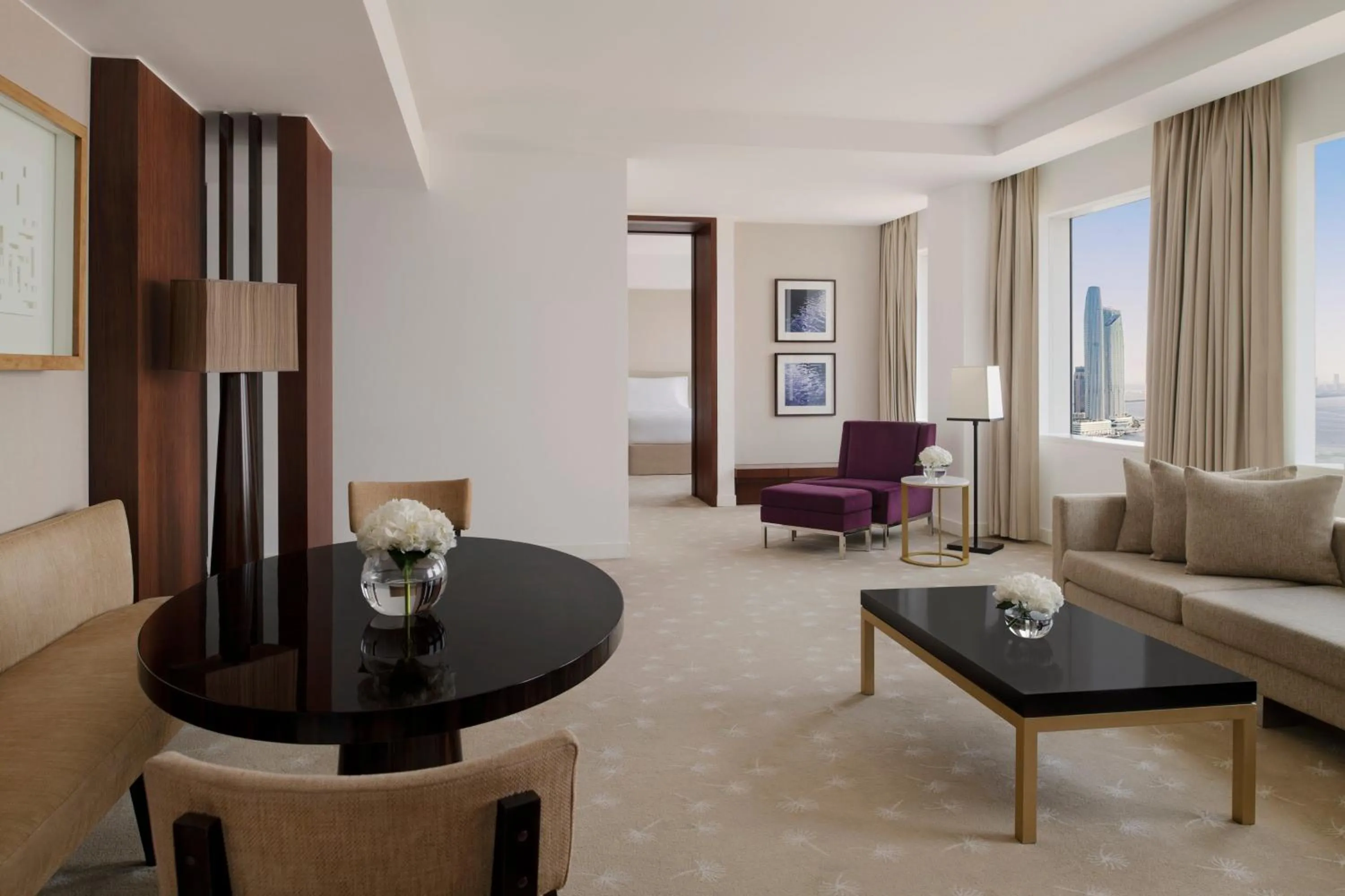 Photo of the whole room in InterContinental Dubai Festival City by IHG